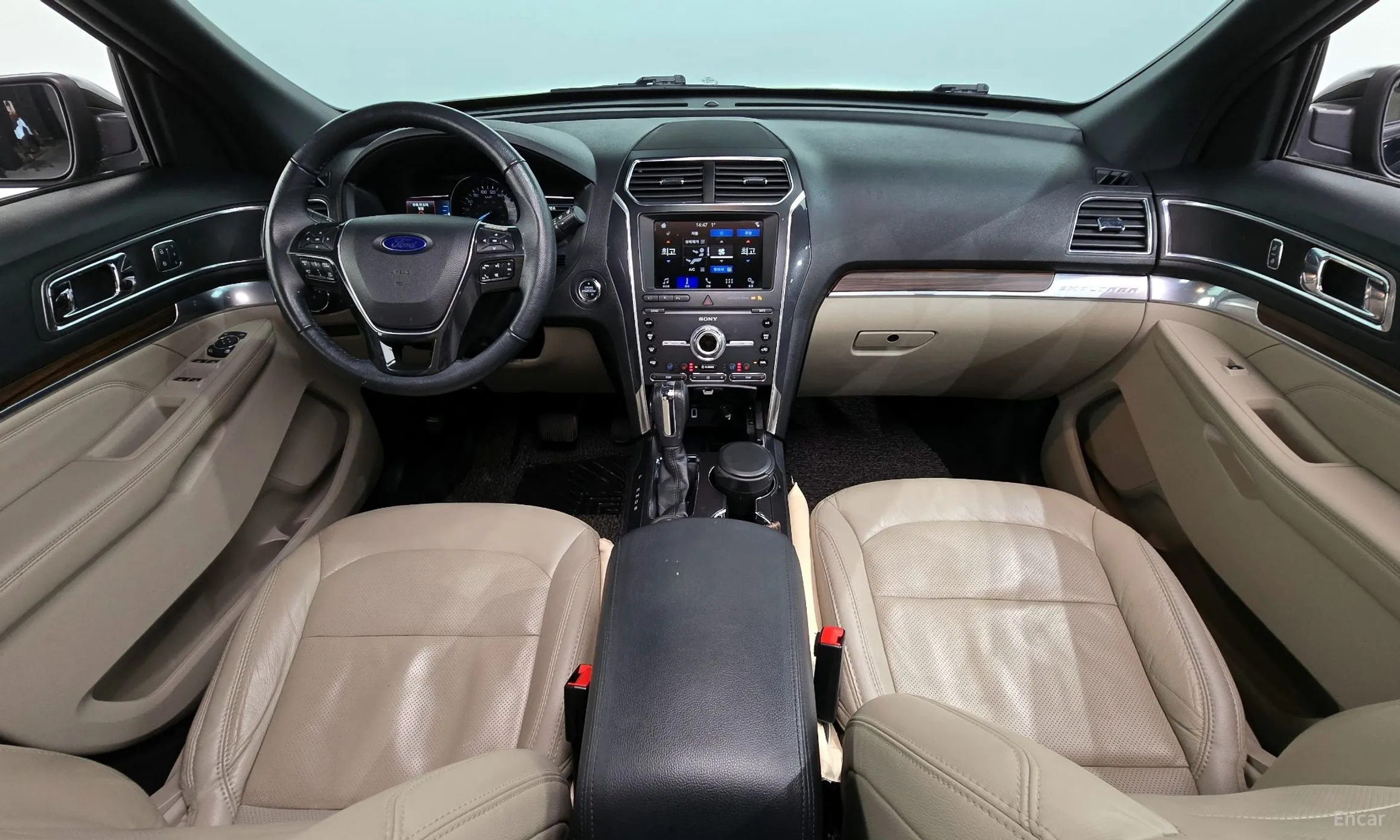 Ford Explorer превью 7