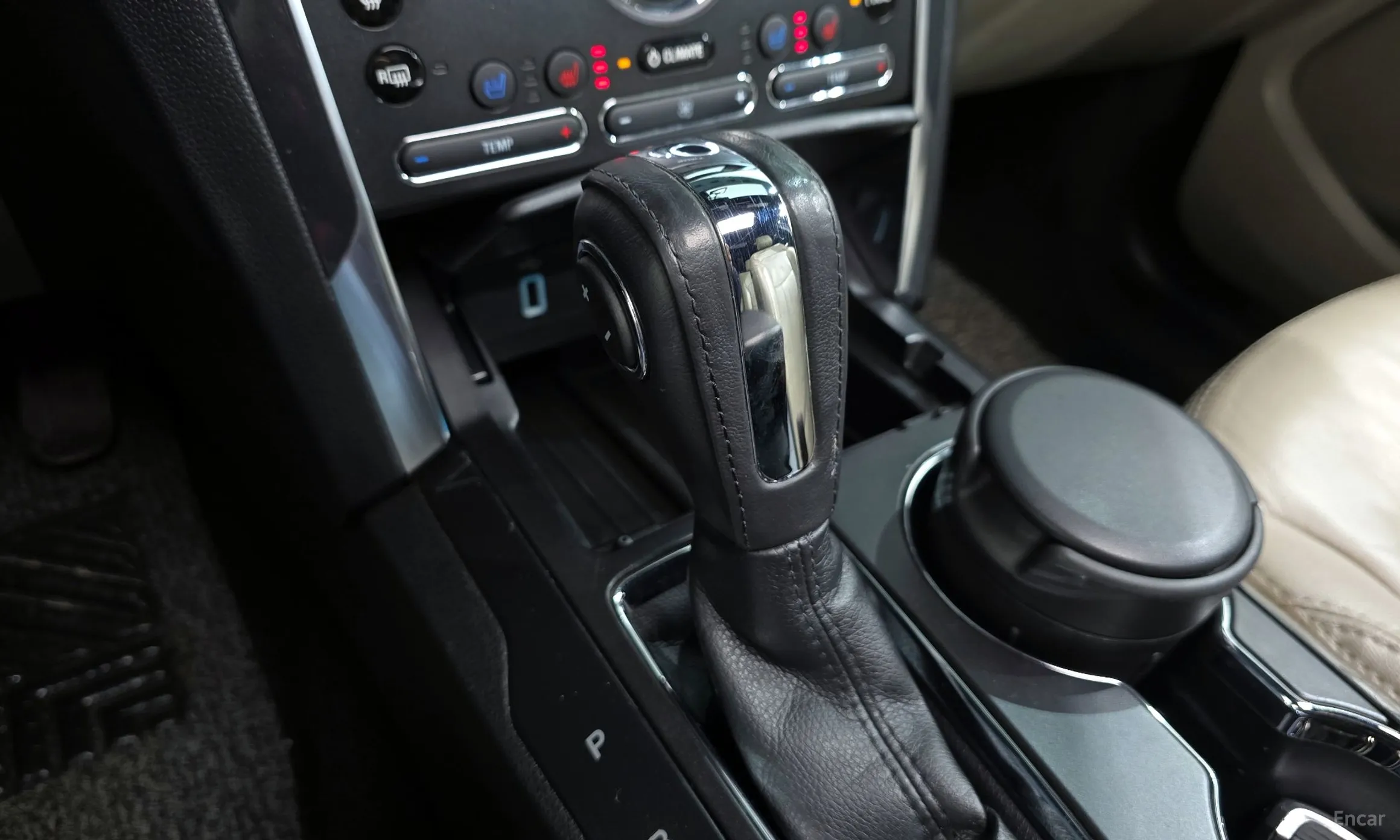 Ford Explorer превью 9