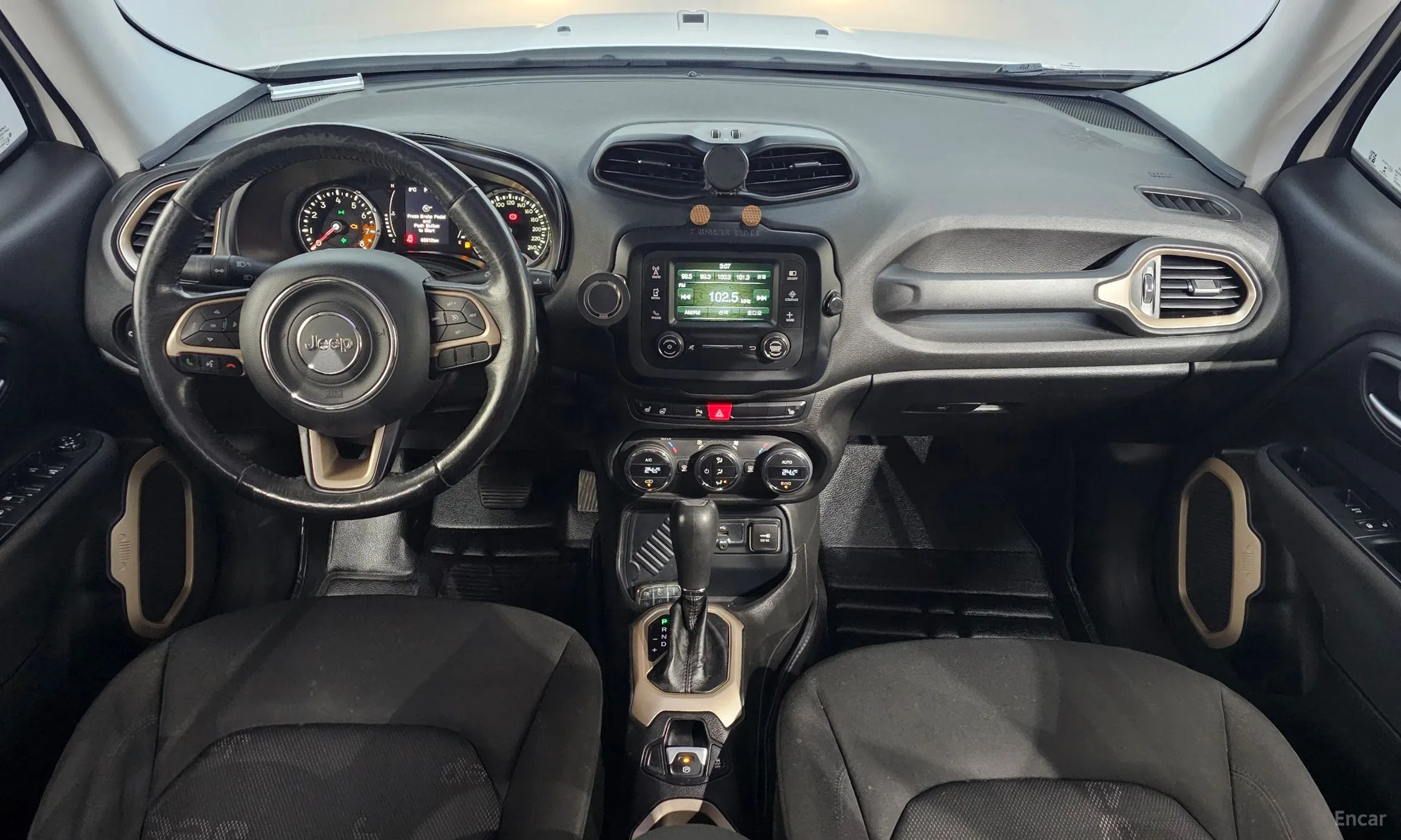 Jeep Renegade превью 7