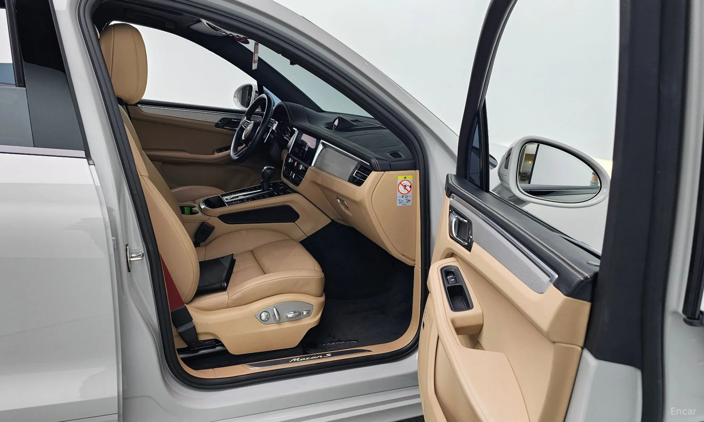 Porsche Macan превью 10