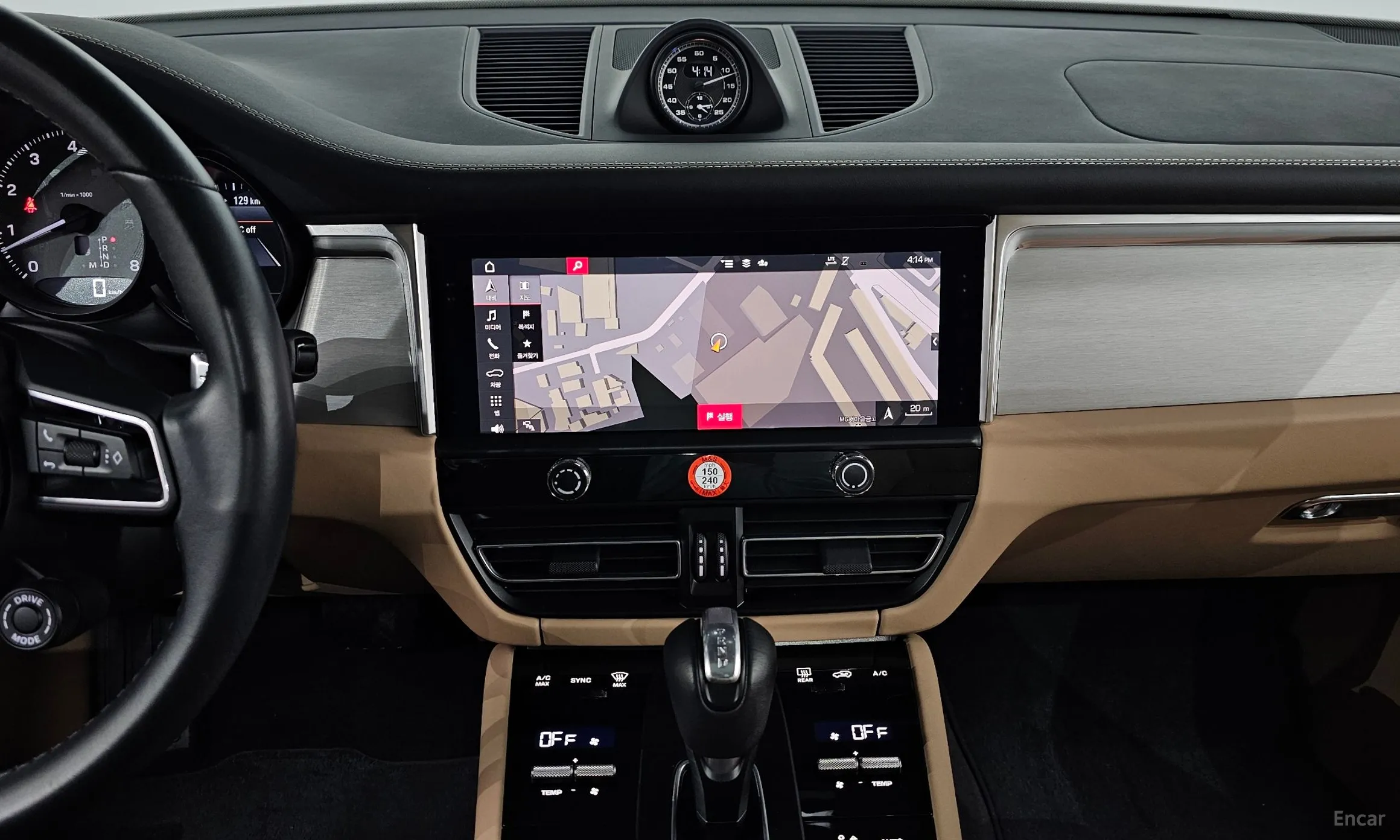 Porsche Macan превью 15