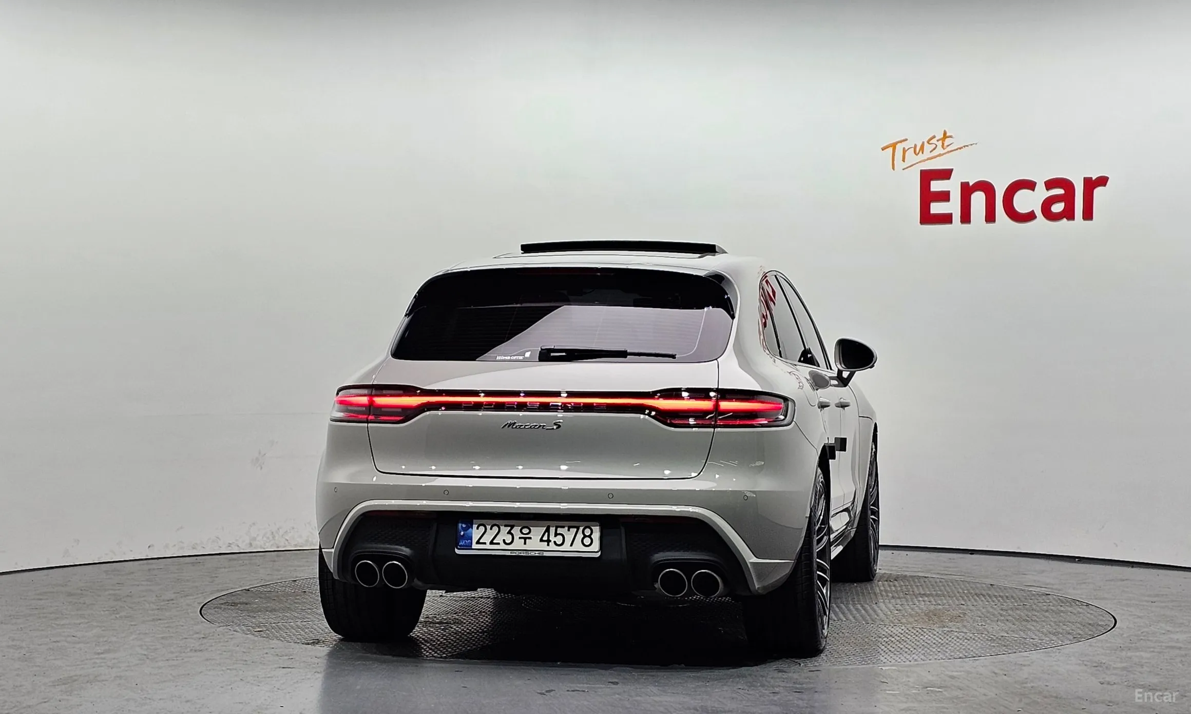 Porsche Macan превью 4