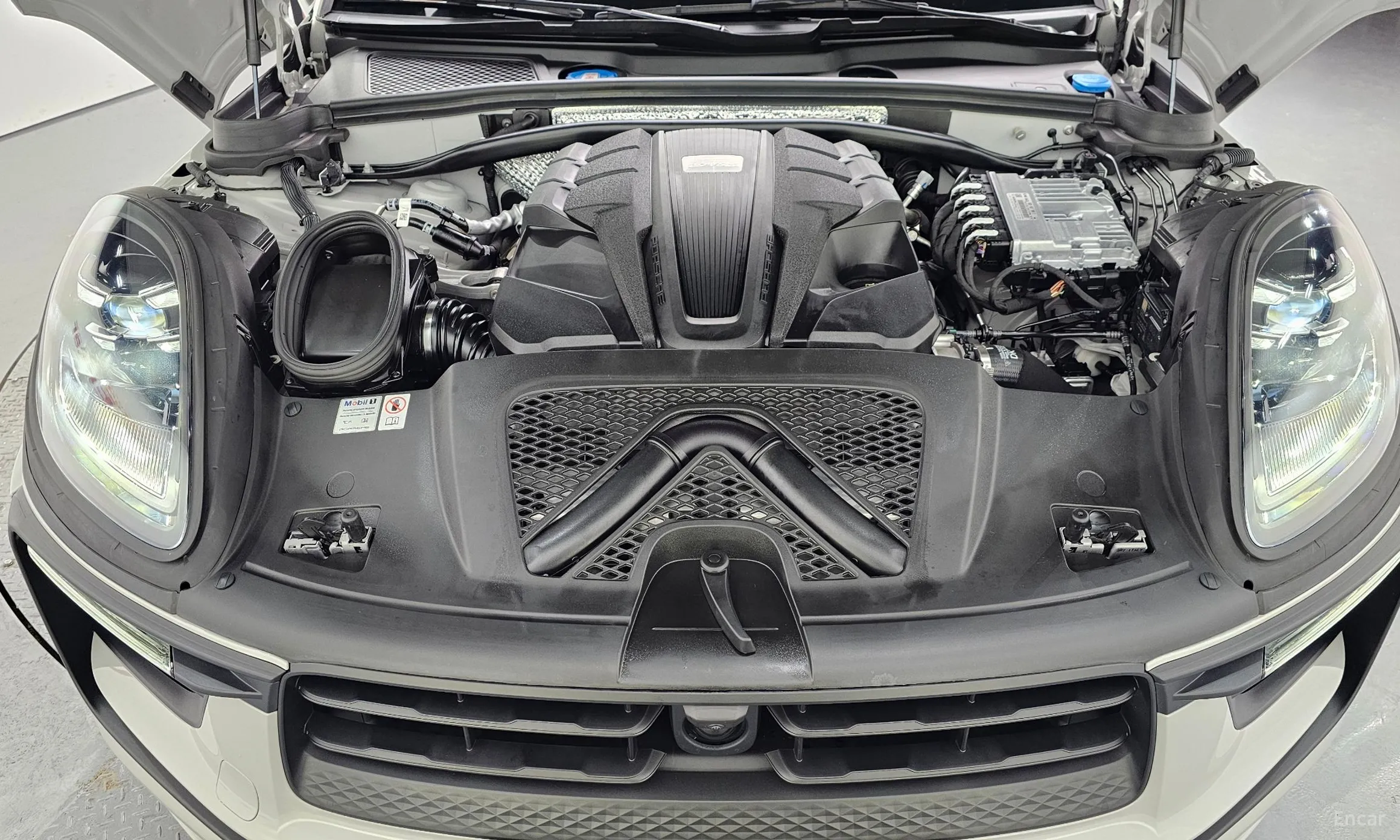 Porsche Macan превью 6