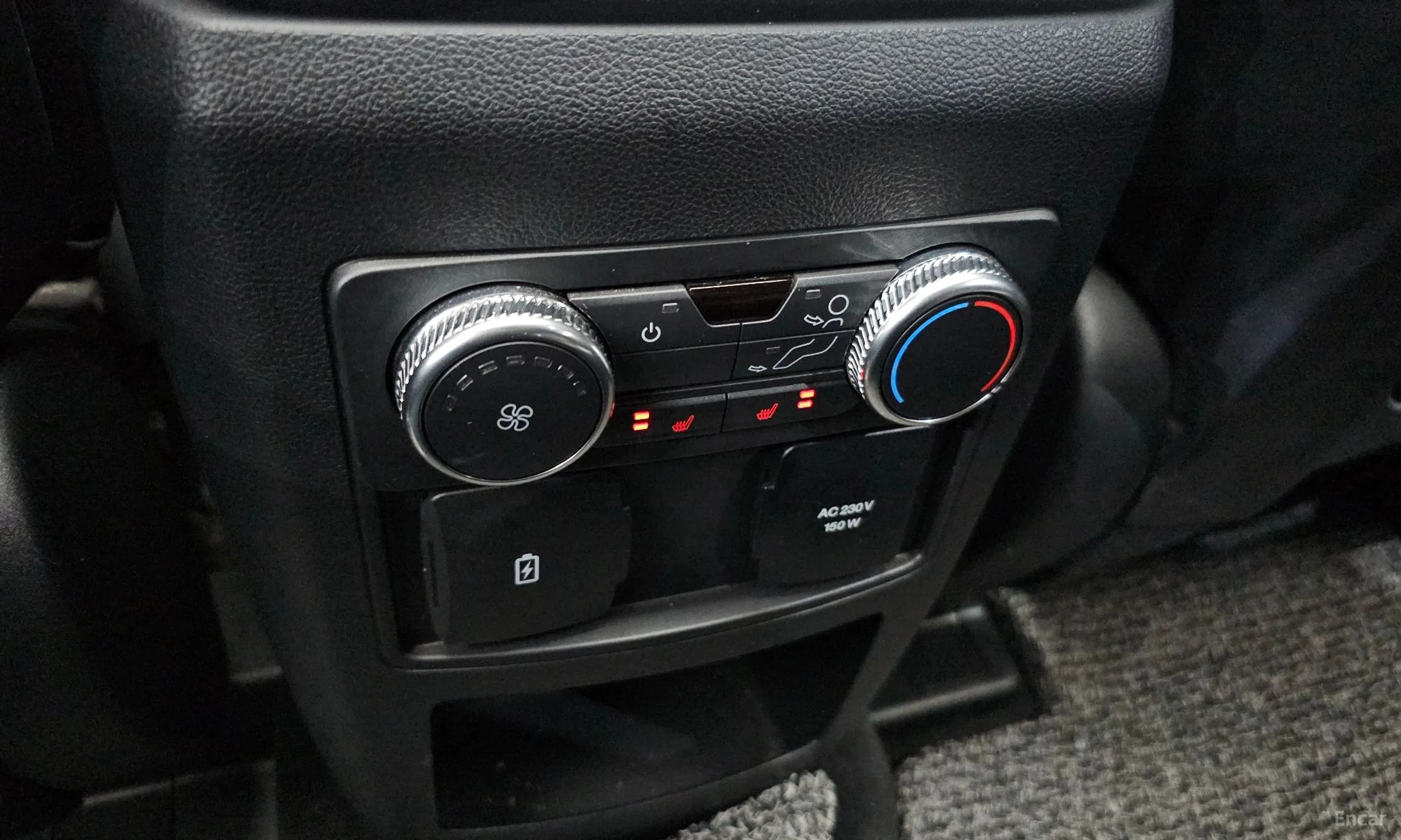 Ford Explorer 6th Generation превью 19
