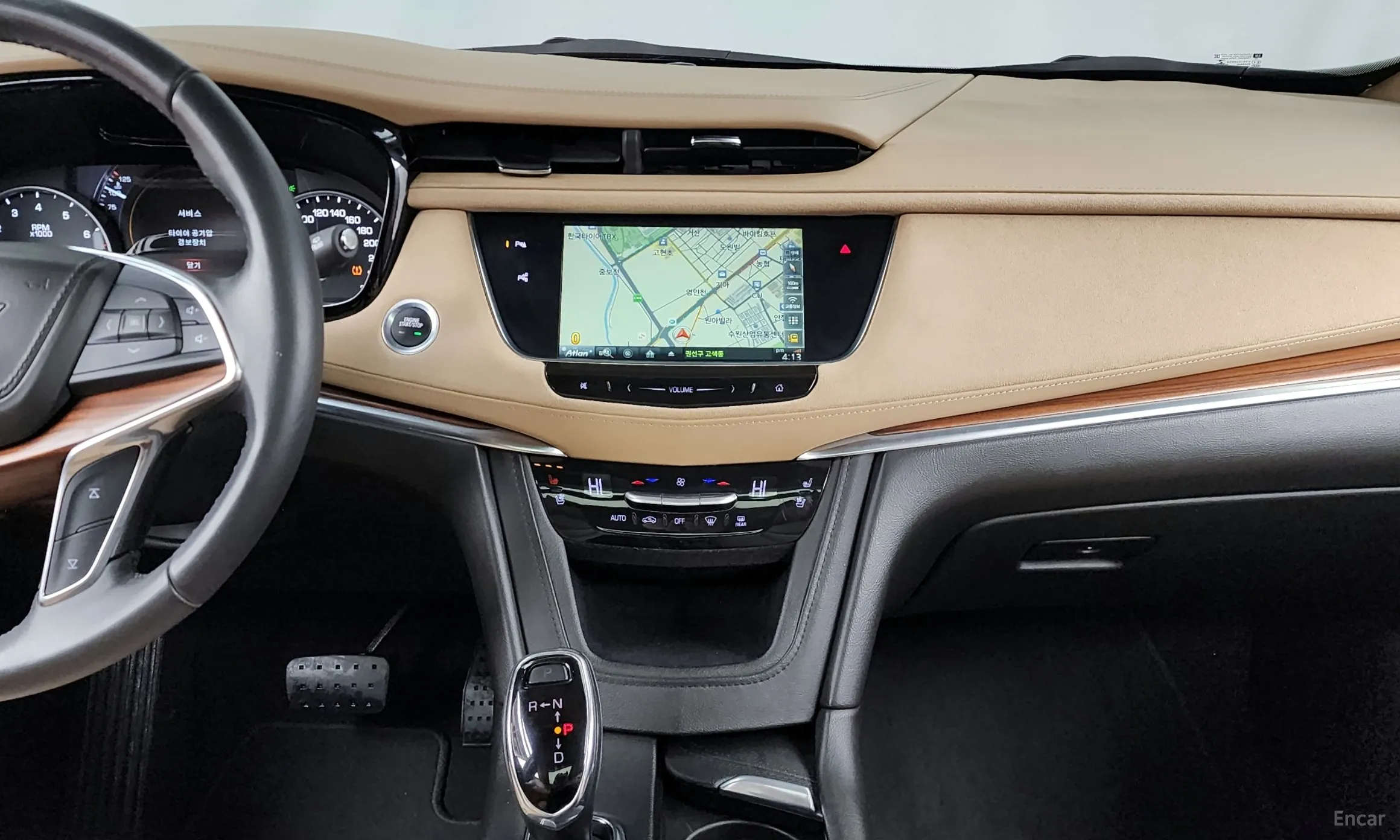 Cadillac XT5 превью 14