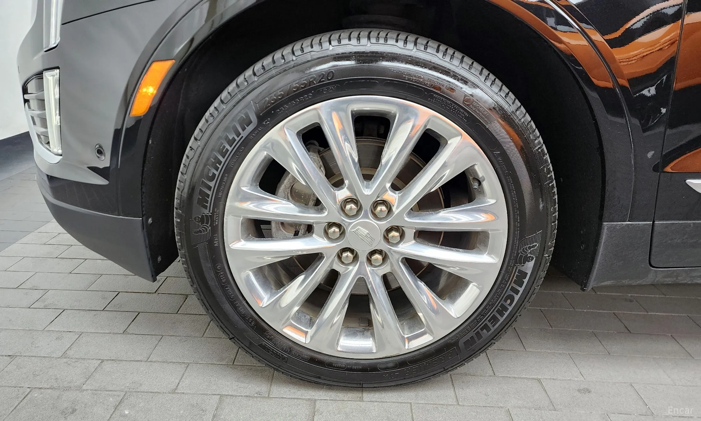 Cadillac XT5 превью 5