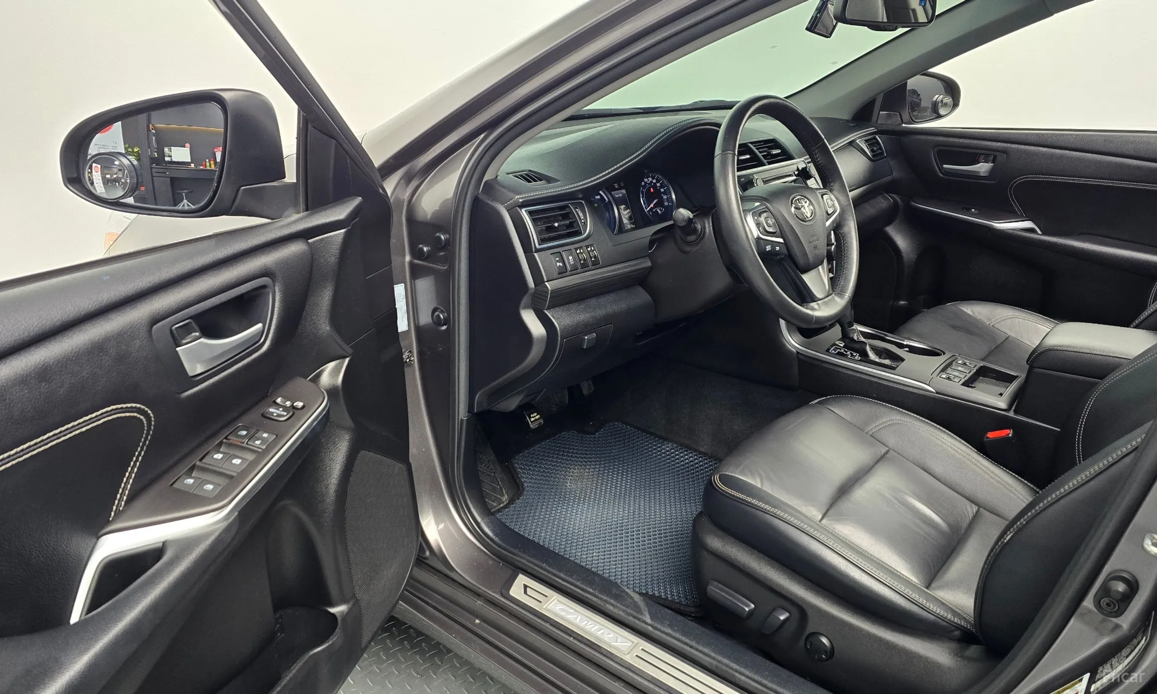Toyota New Camry превью 11