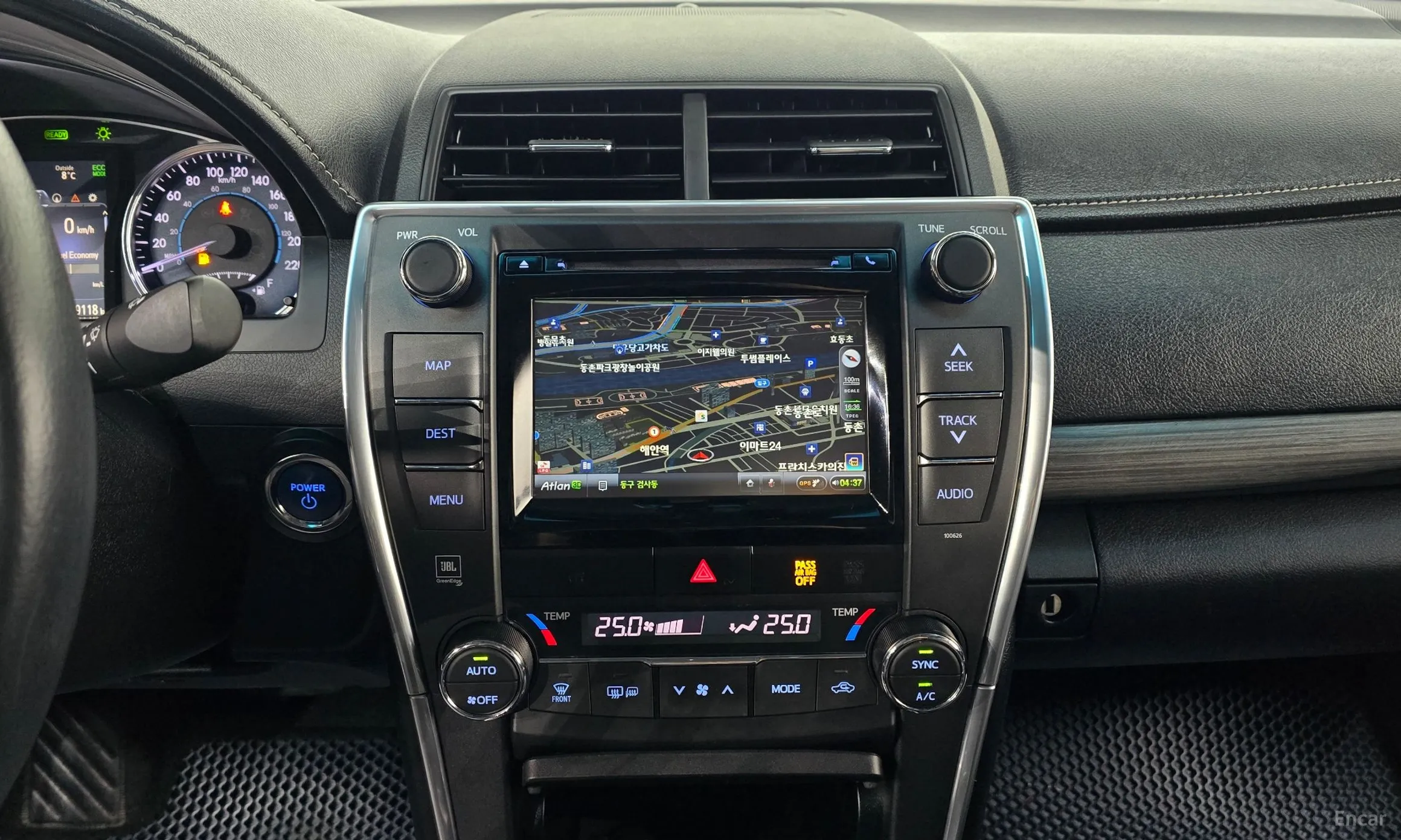 Toyota New Camry превью 15