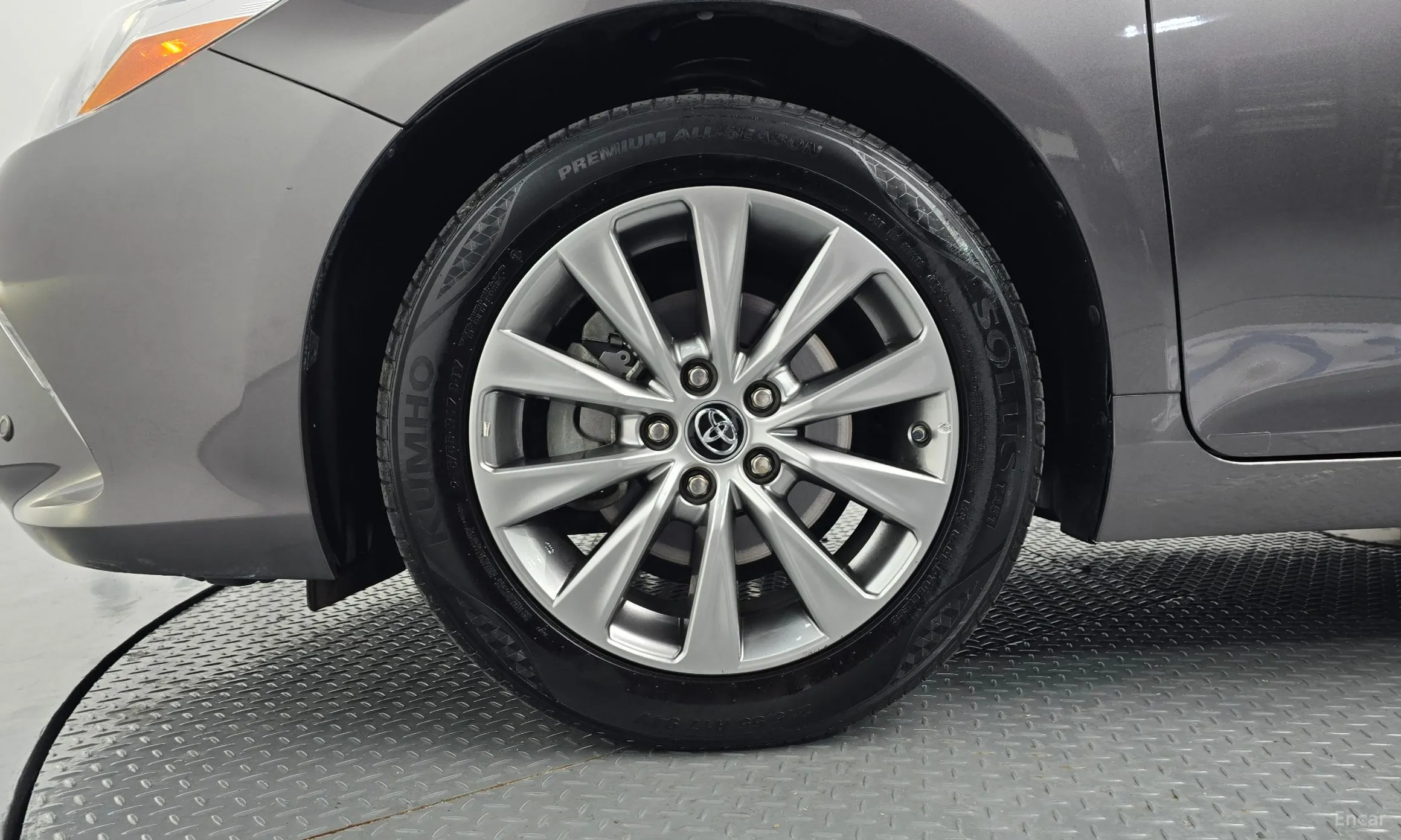 Toyota New Camry превью 5