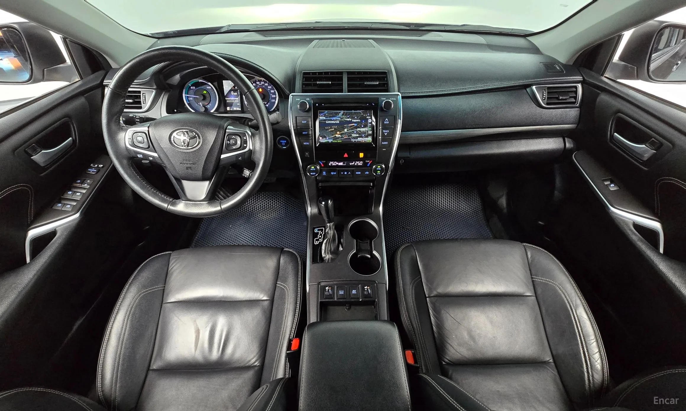 Toyota New Camry превью 7