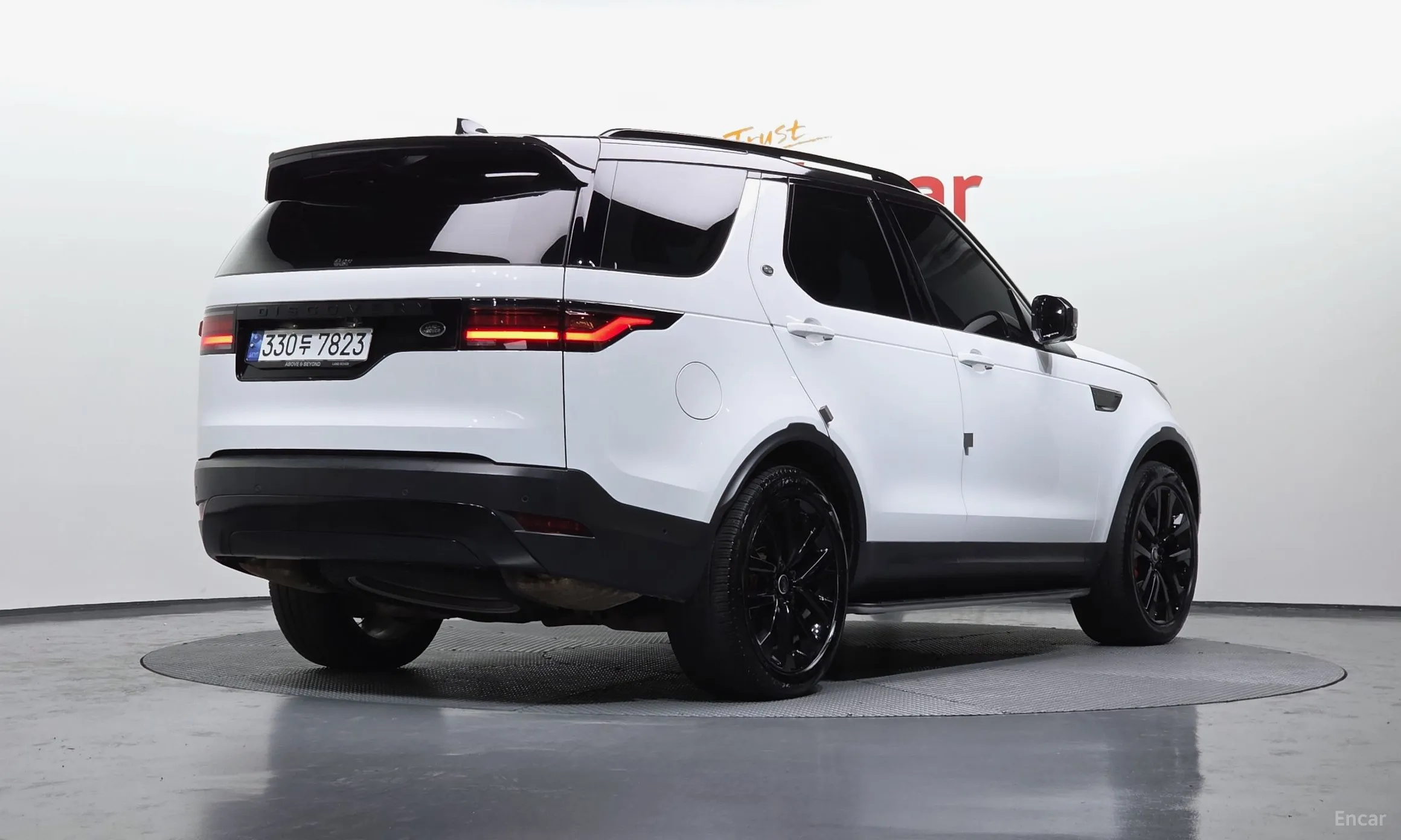 Land Rover Discovery 5 превью 2