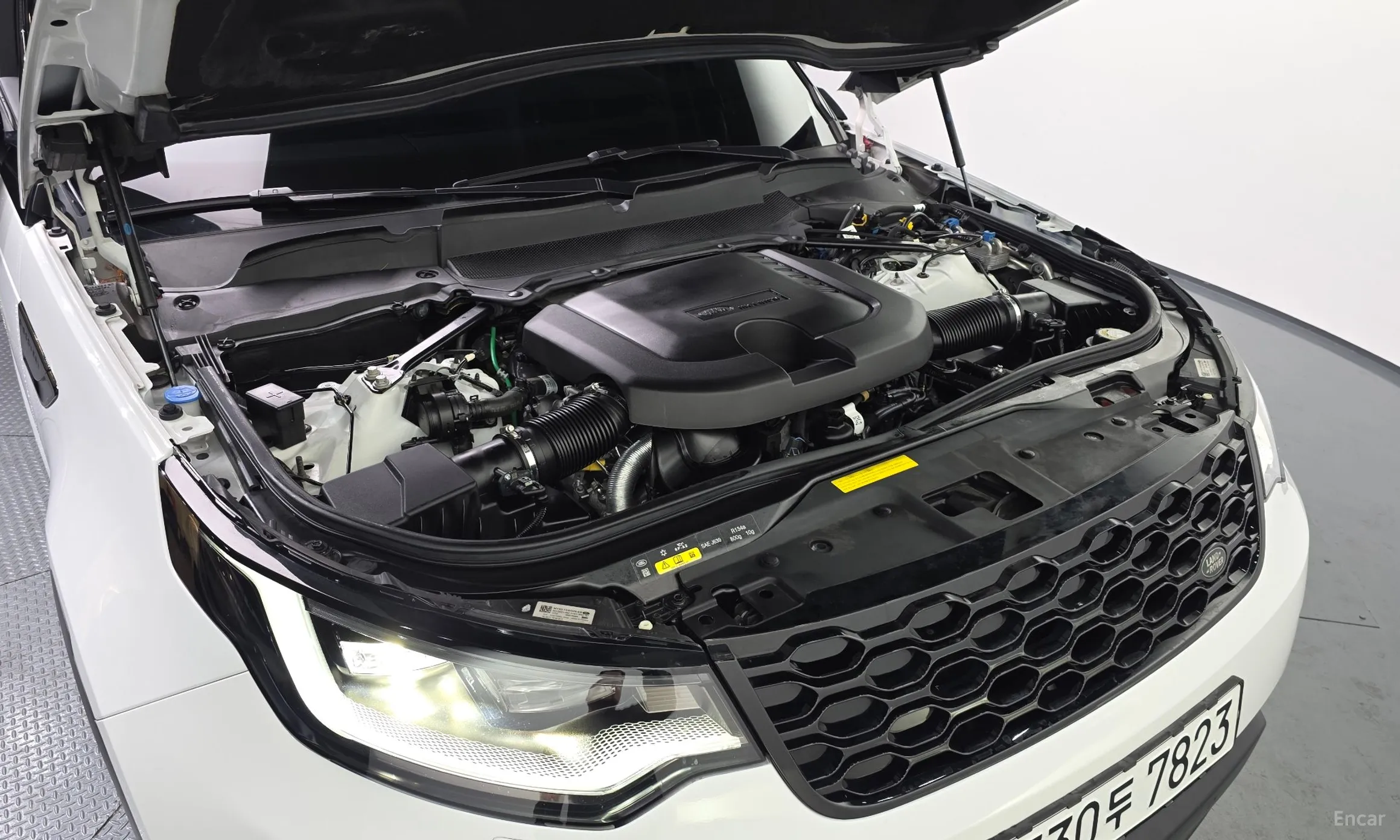 Land Rover Discovery 5 превью 6