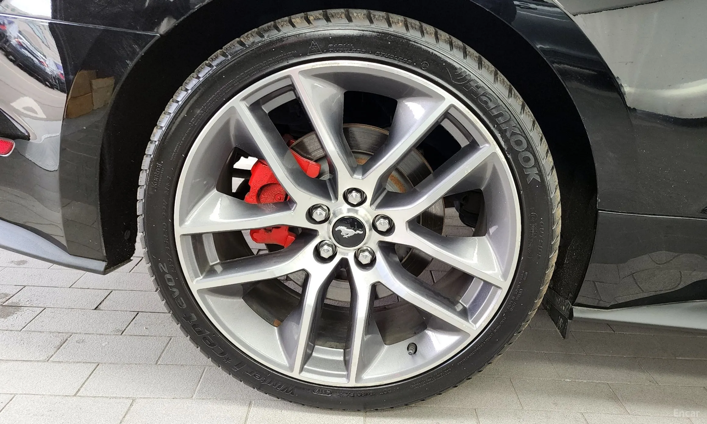 Ford Mustang превью 5