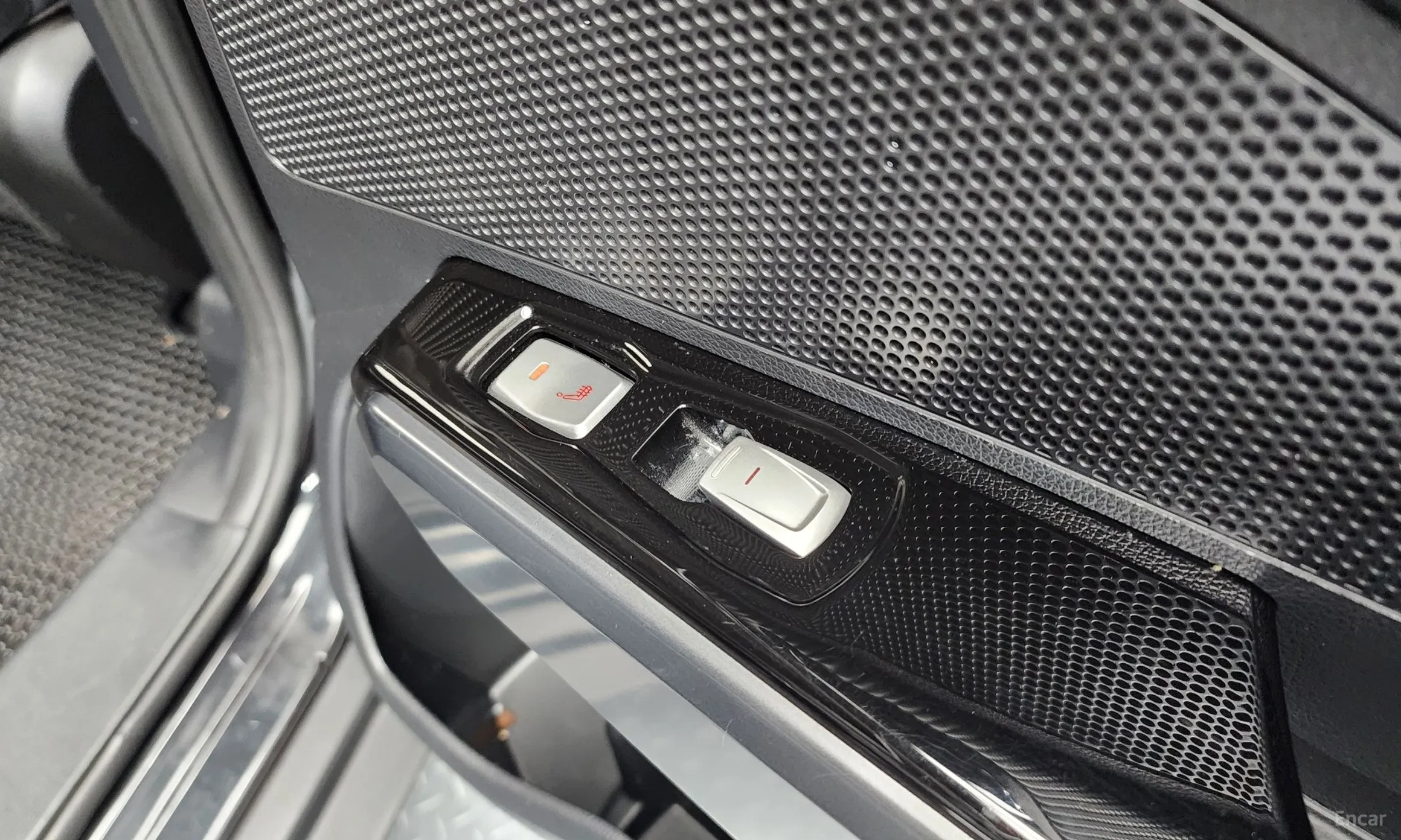KG Mobility (SsangYong) Tivoli Air превью 18