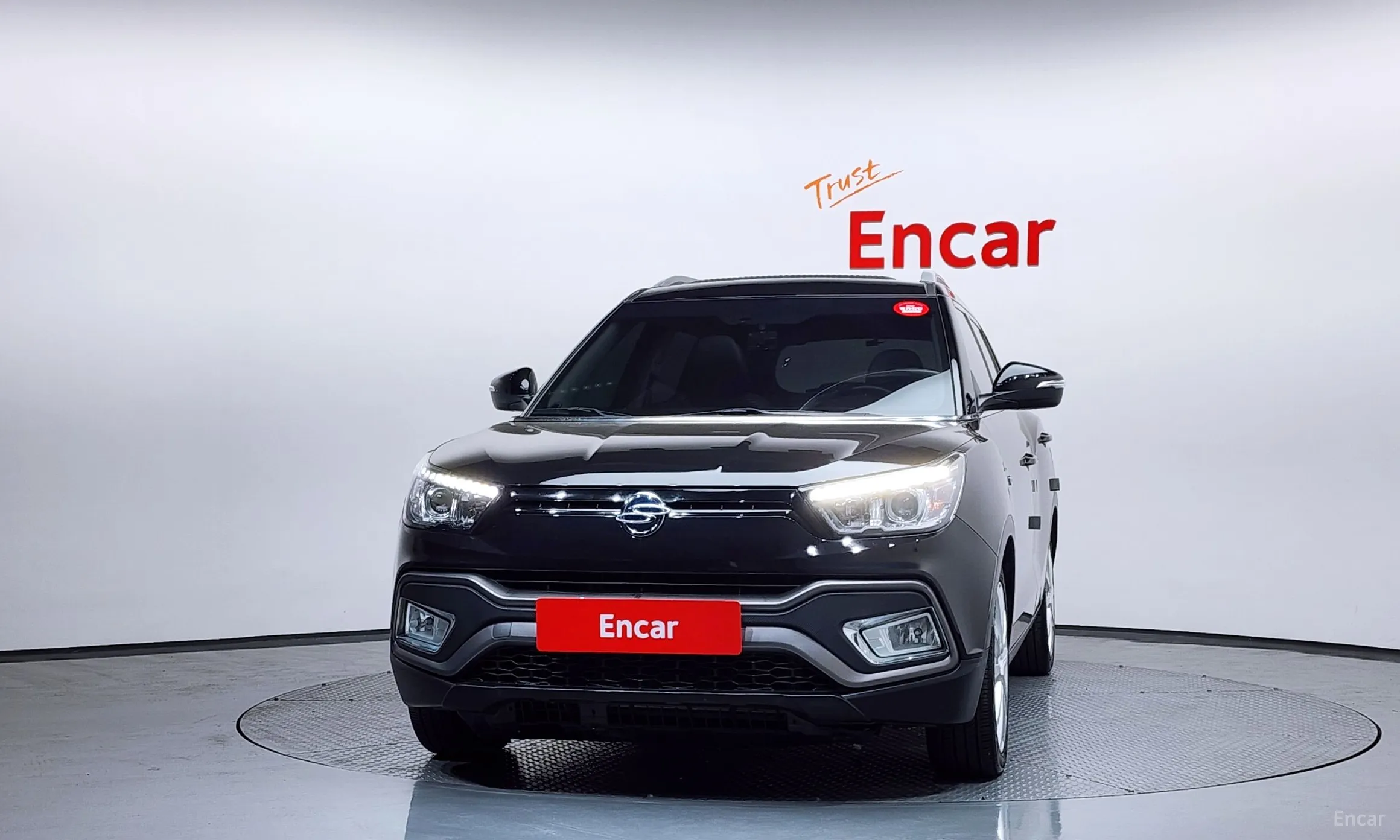 KG Mobility (SsangYong) Tivoli Air превью 3