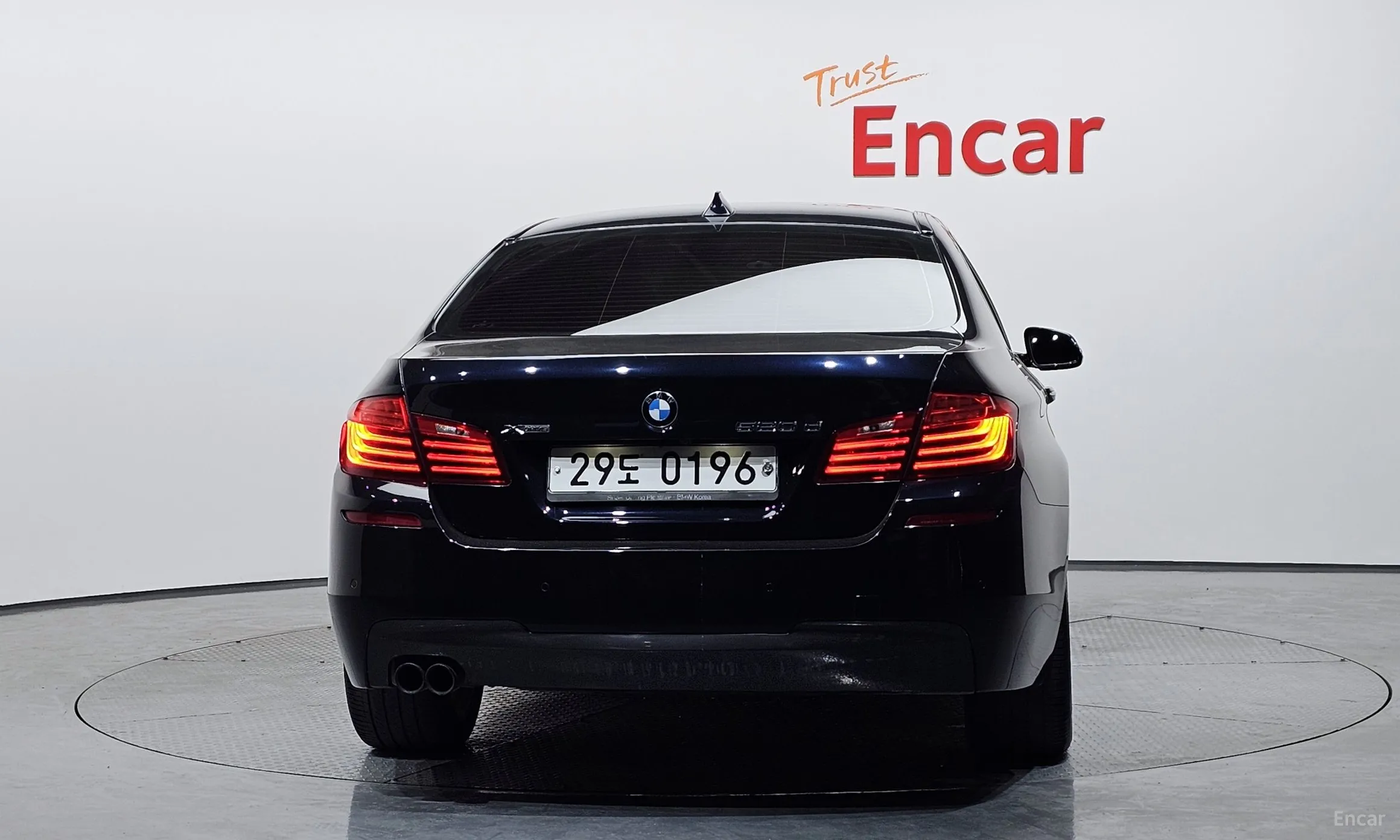 BMW 5 Series (F10) превью 4