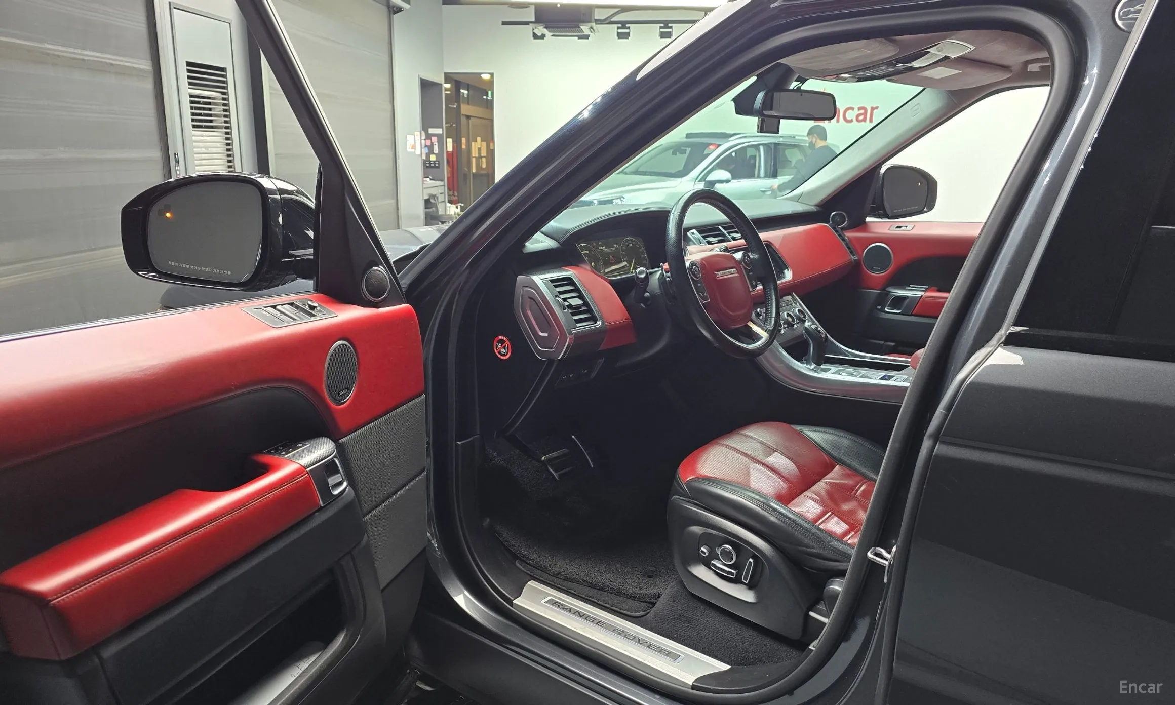 Land Rover Range Rover Sport 2nd Generation превью 10