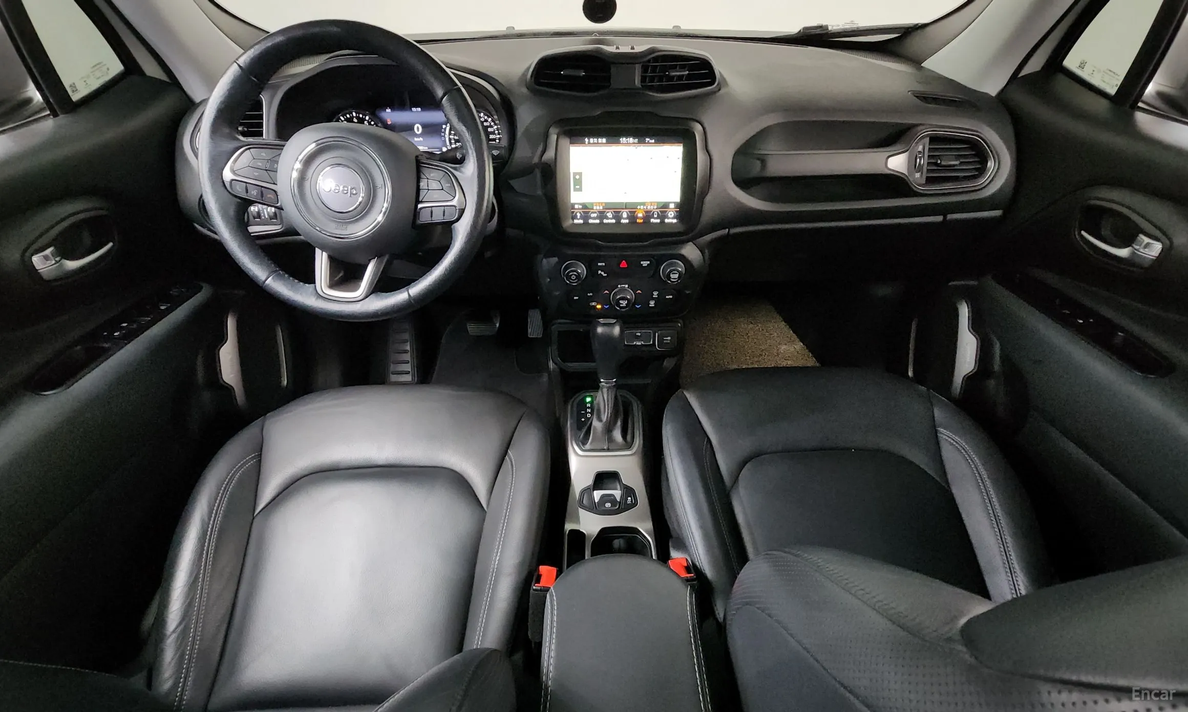 Jeep Renegade превью 7