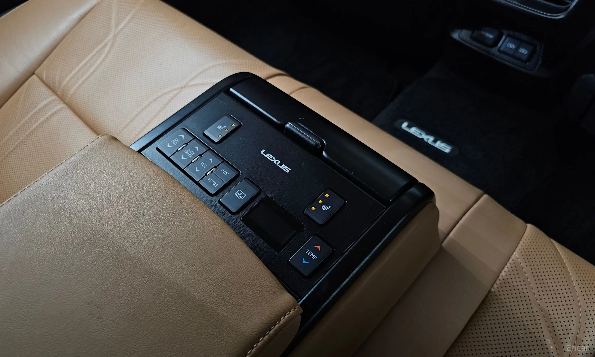 Lexus ES300h 7th Generation превью 18