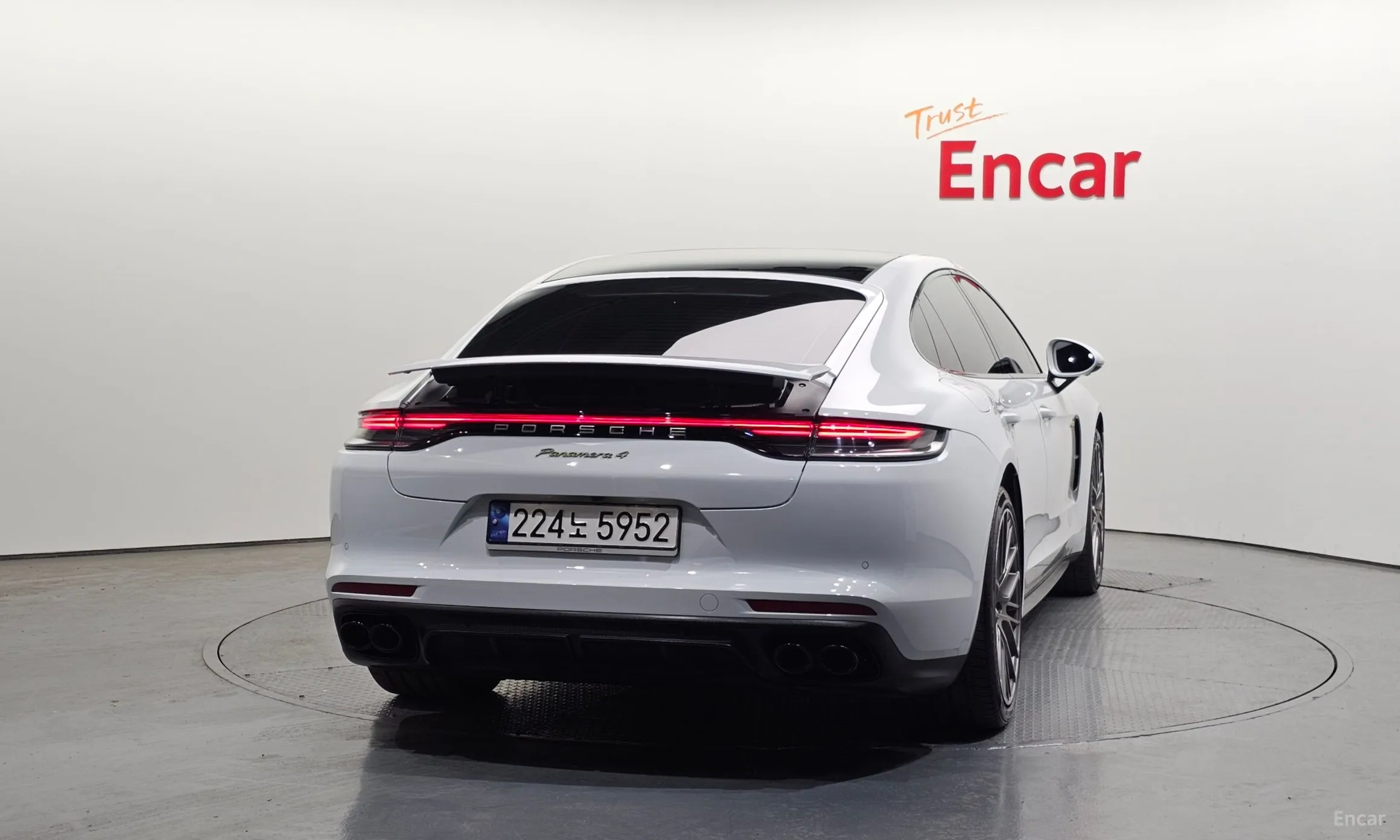 Porsche Panamera (971) превью 4
