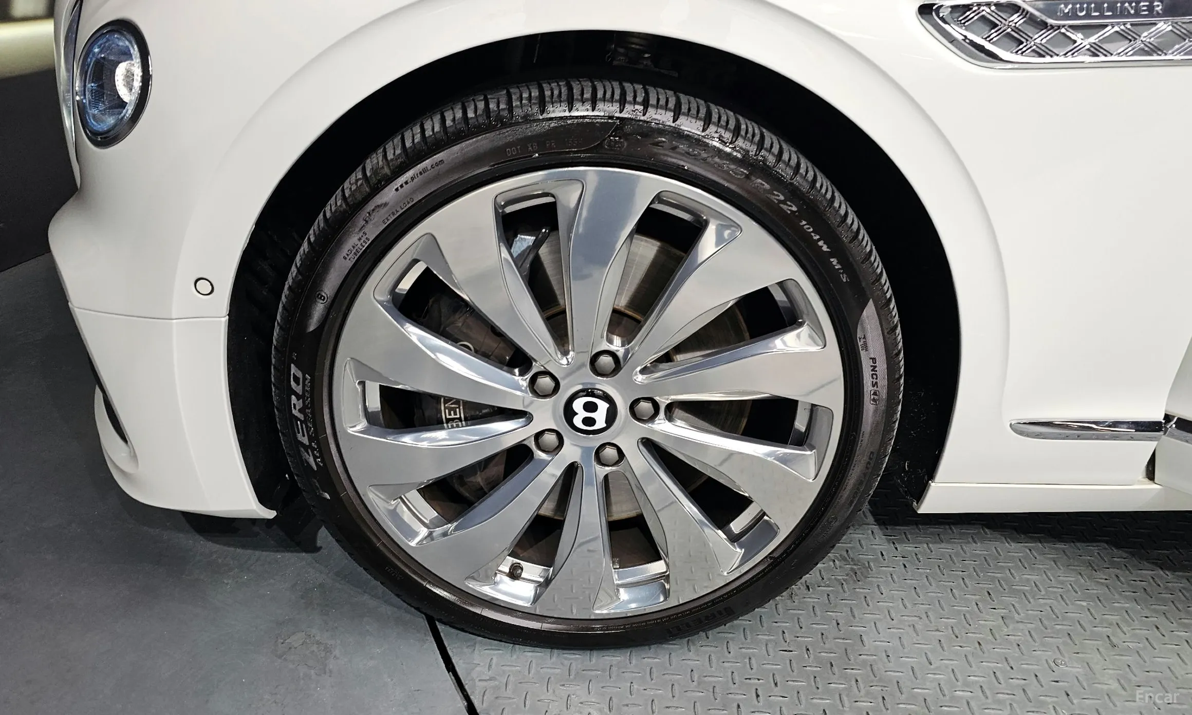 Bentley Flying Spur 3rd Generation превью 5