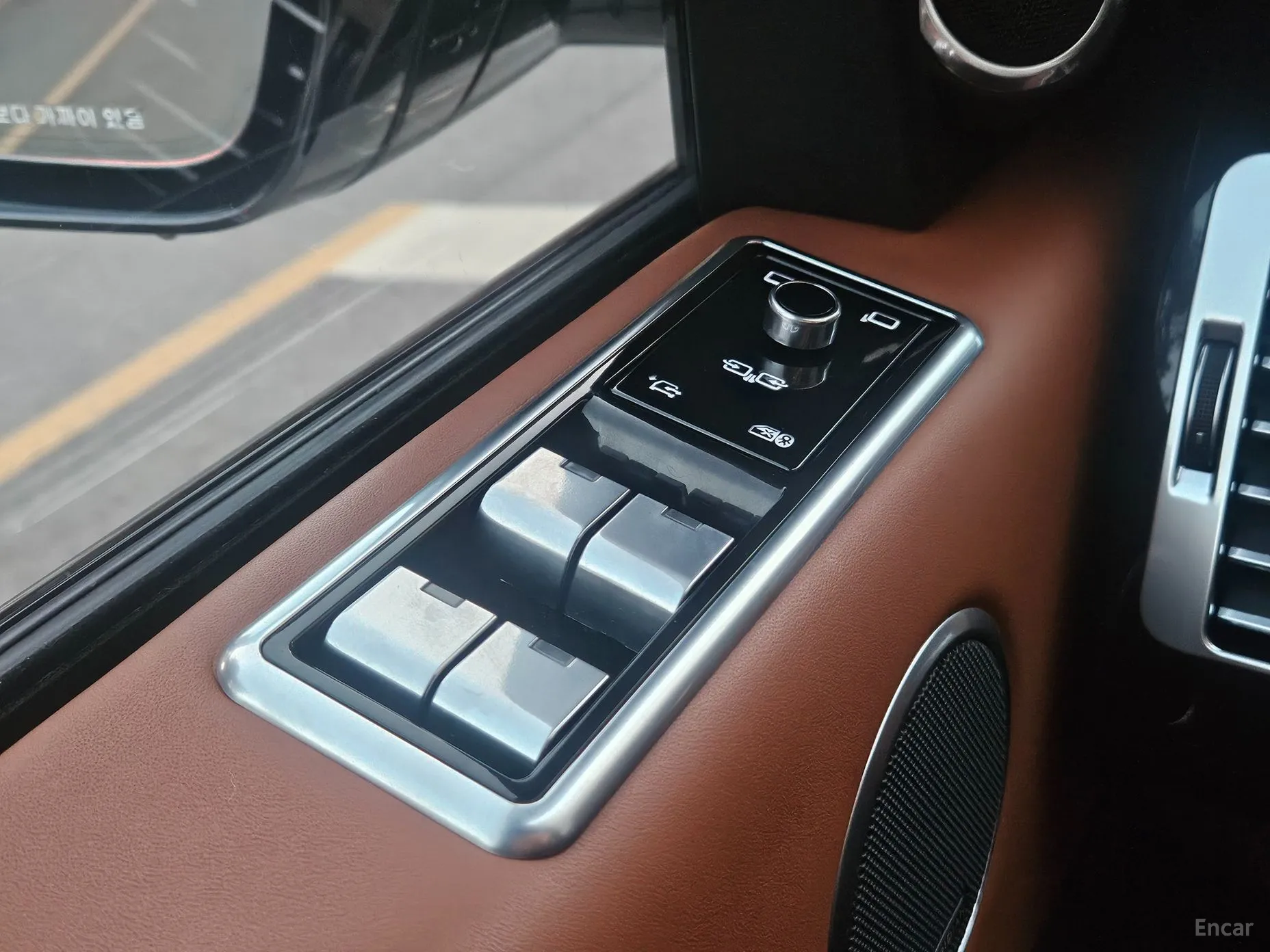 Land Rover Range Rover 4th Generation превью 16