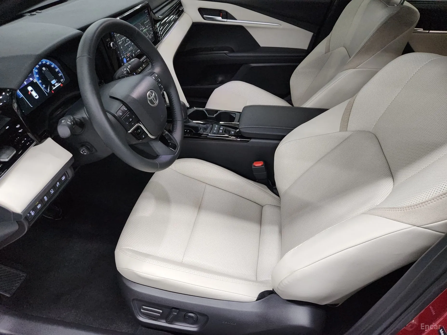 Toyota Camry (XV80) превью 15