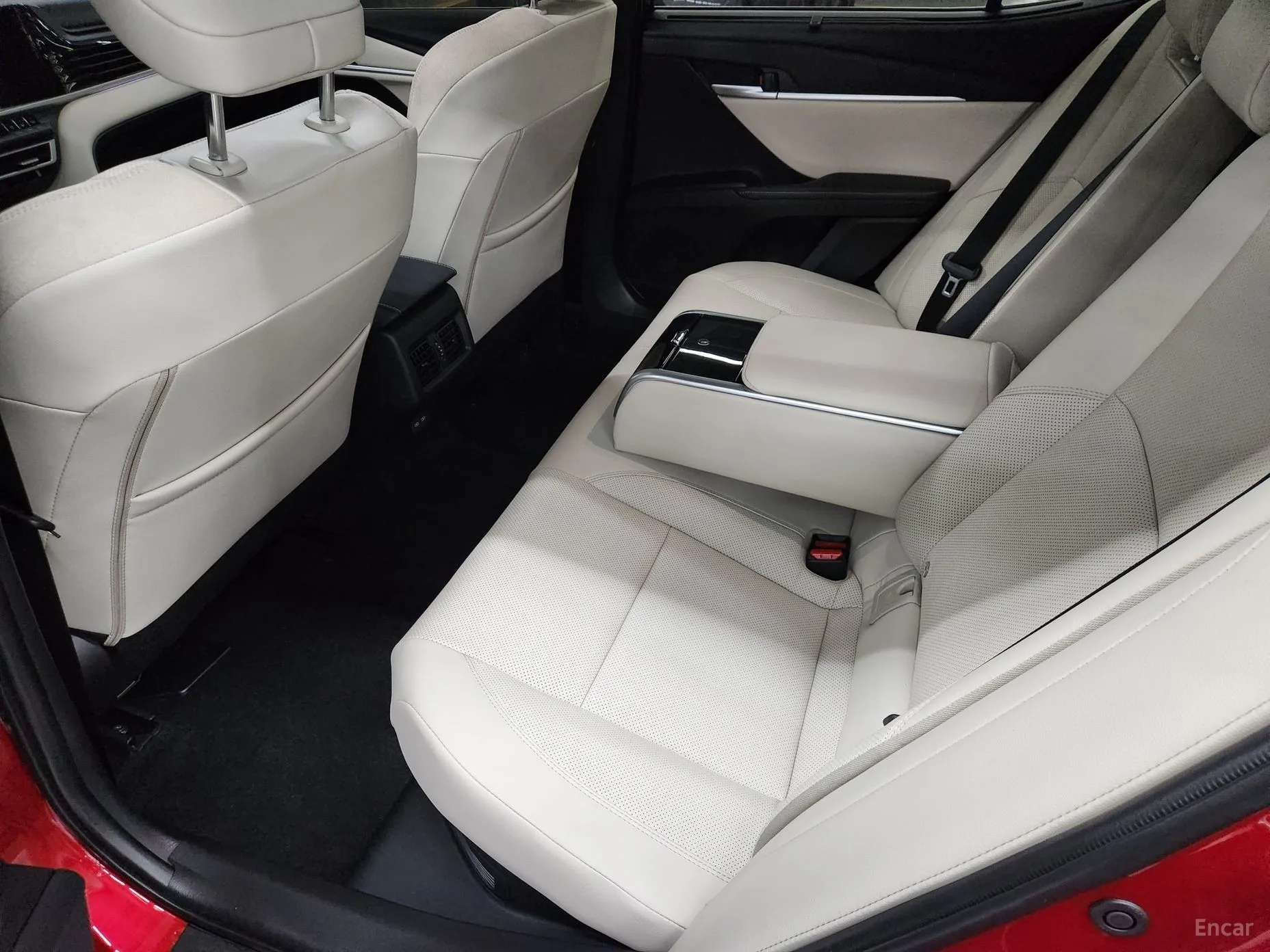 Toyota Camry (XV80) превью 18