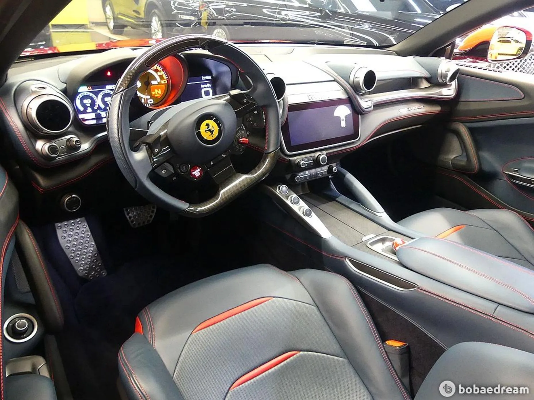 Ferrari GTC4 Rousseau превью 7