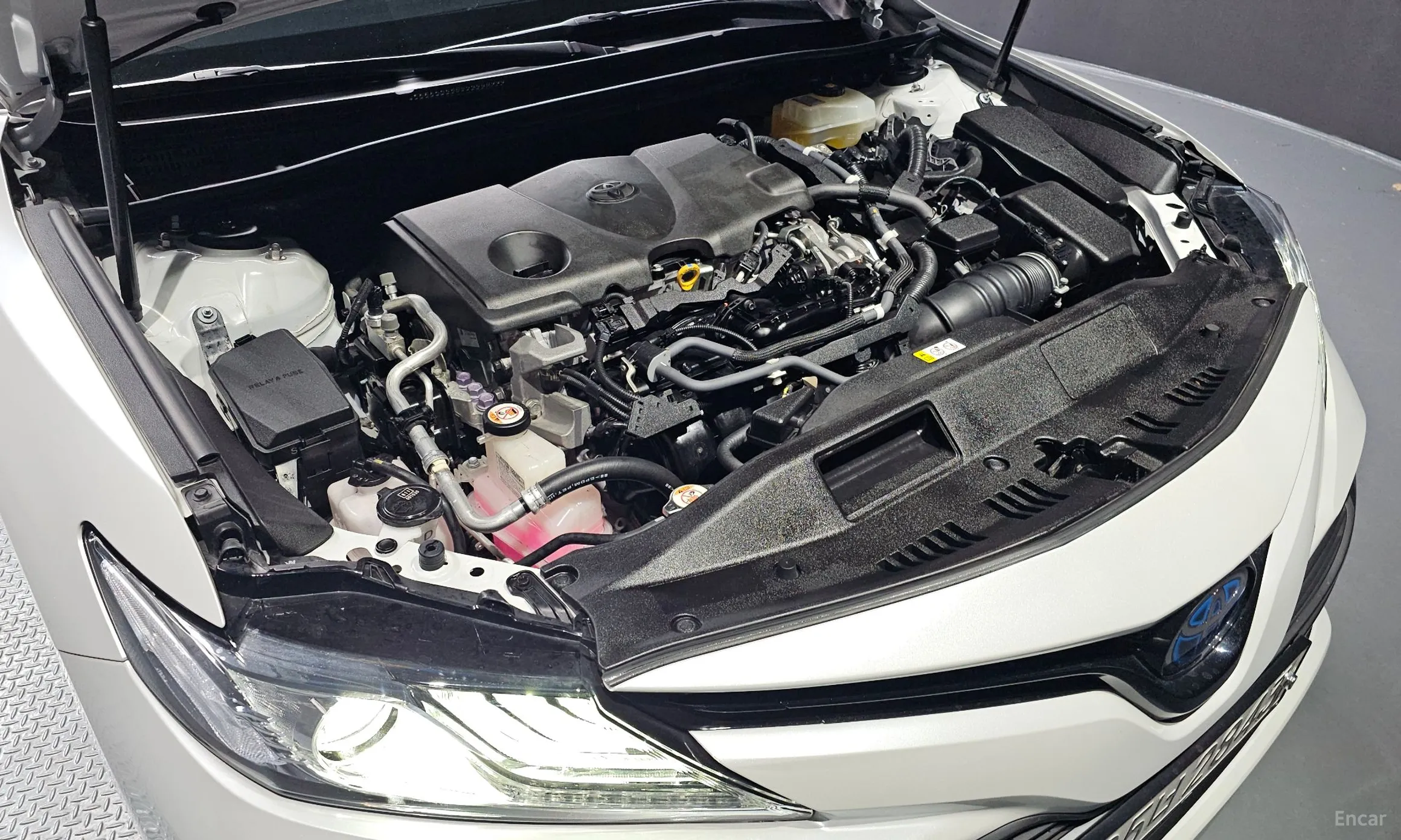 Toyota Camry (XV70) превью 6