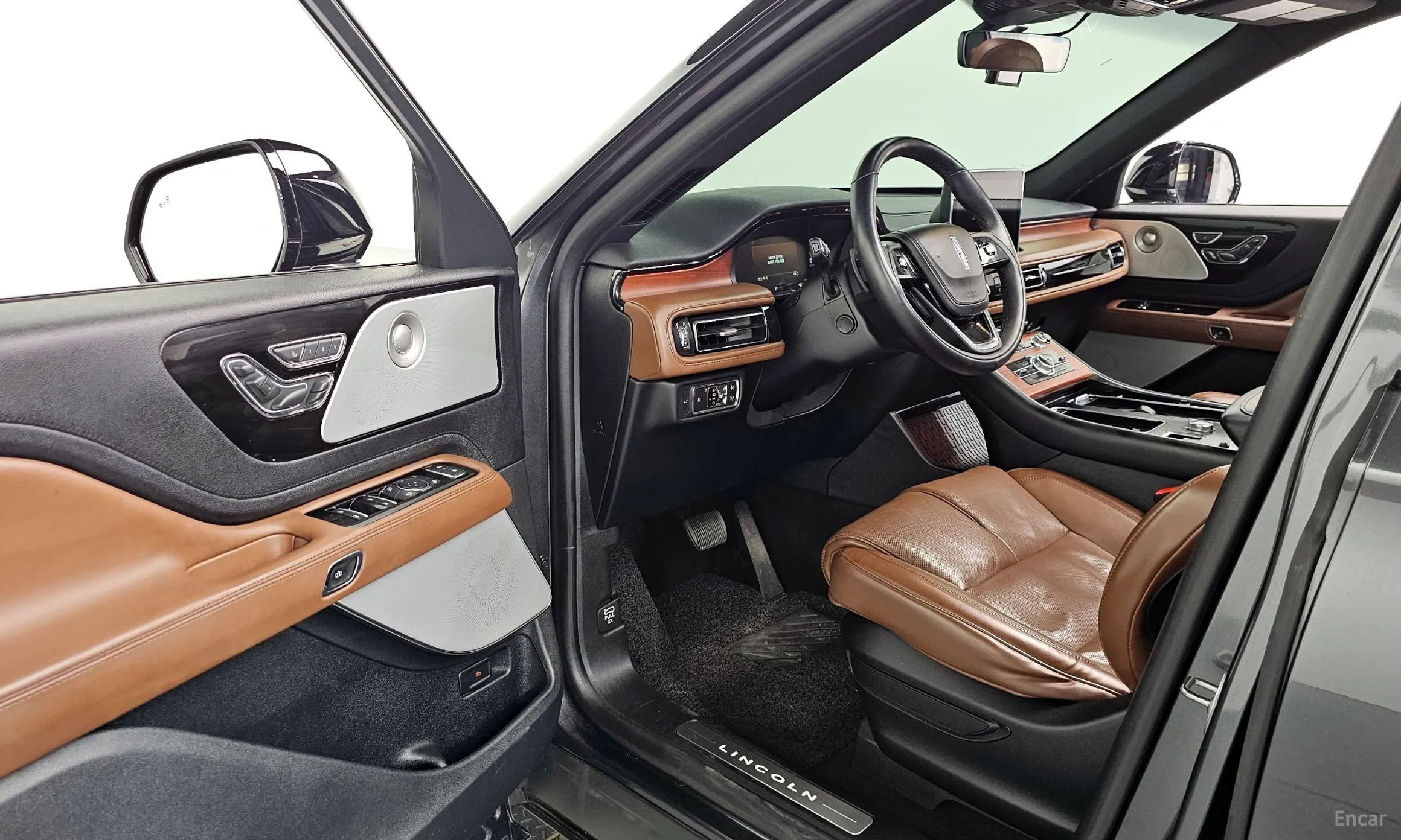 Lincoln Aviator 2nd Generation превью 11