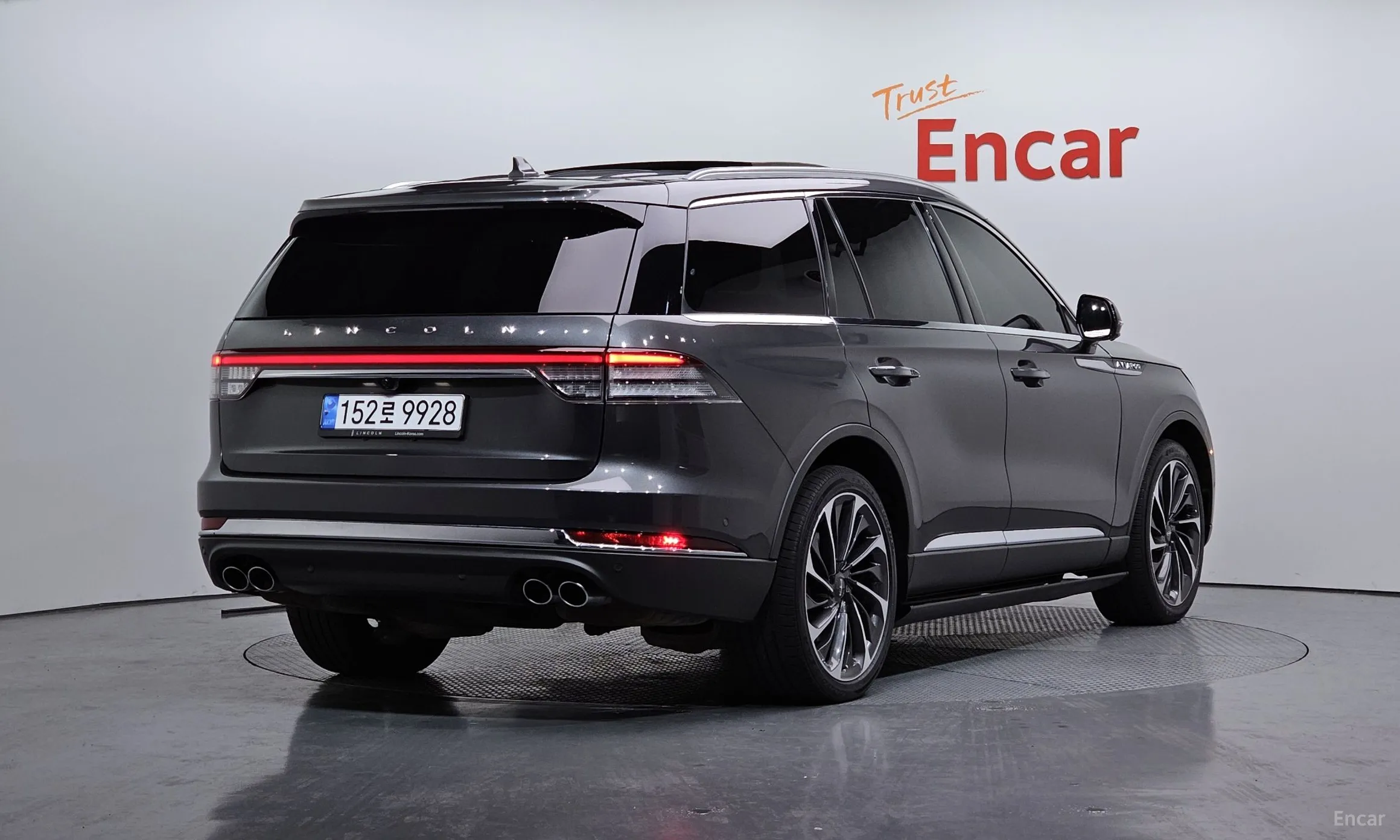Lincoln Aviator 2nd Generation превью 2