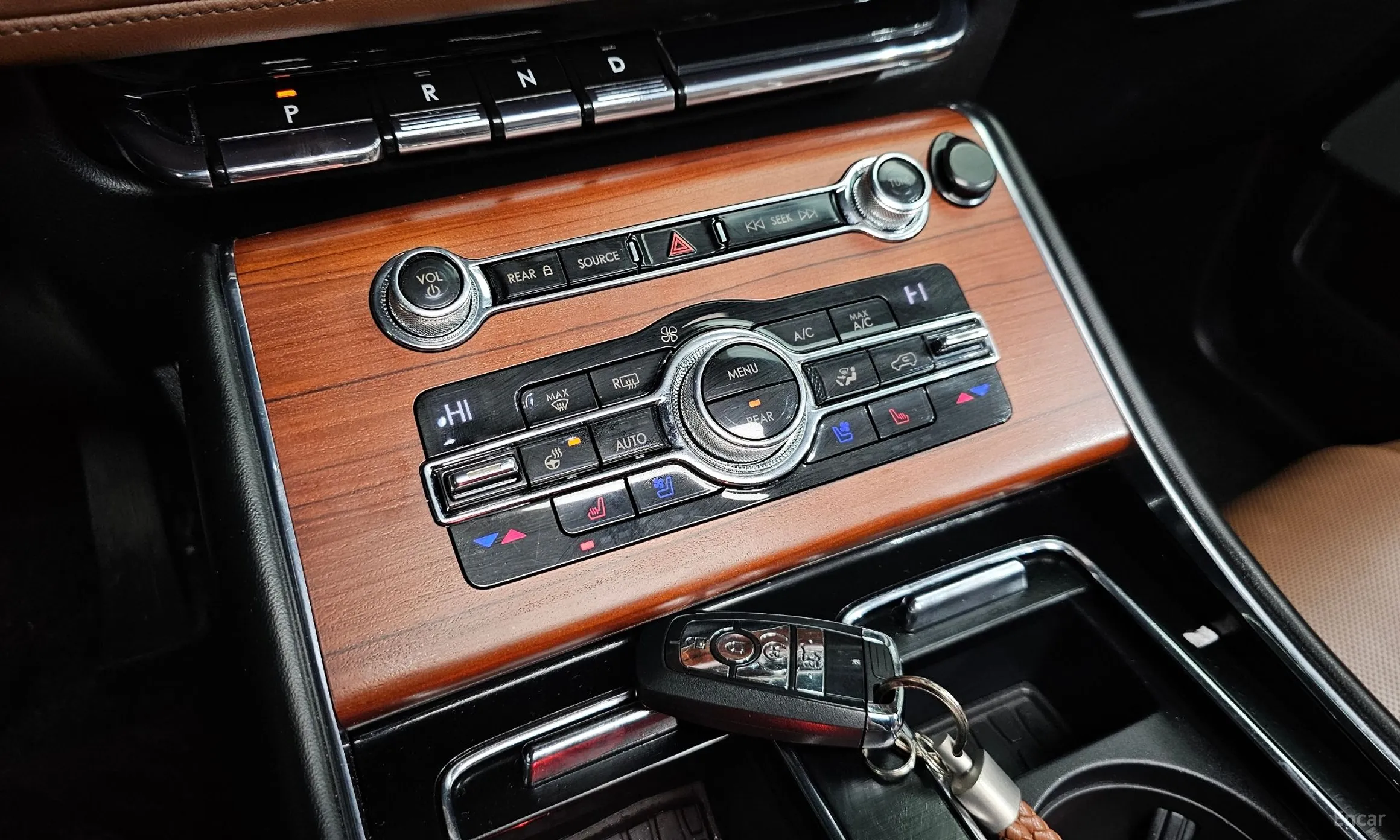 Lincoln Aviator 2nd Generation превью 17