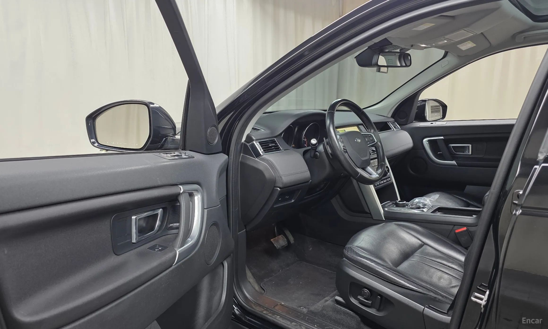 Land Rover Discovery Sports превью 10
