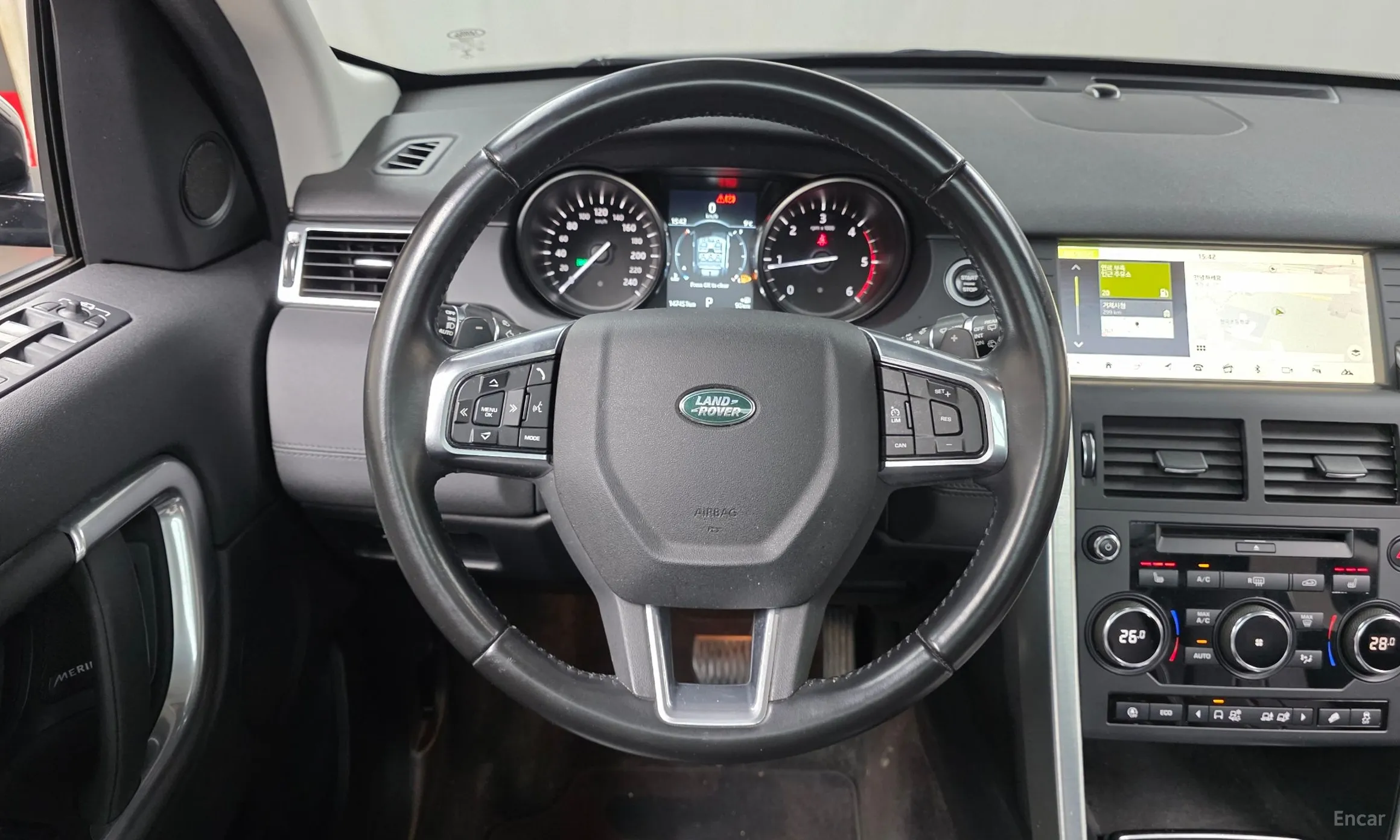 Land Rover Discovery Sports превью 13