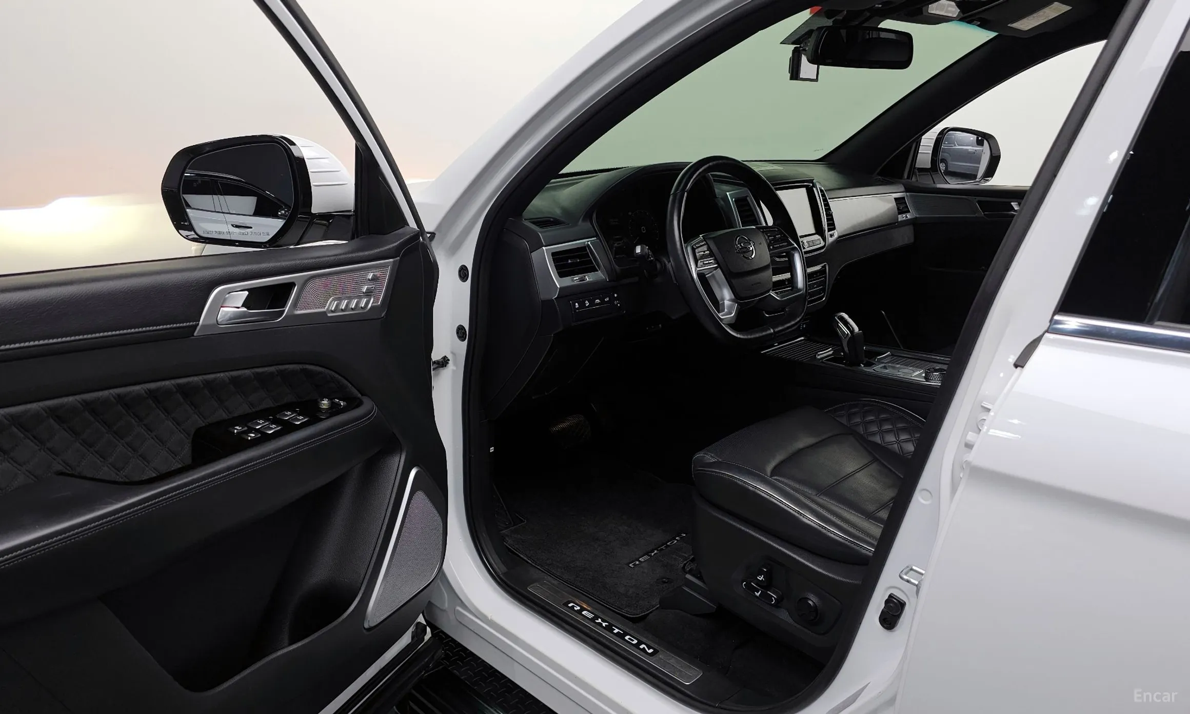 KG Mobility (SsangYong) Rexton превью 11