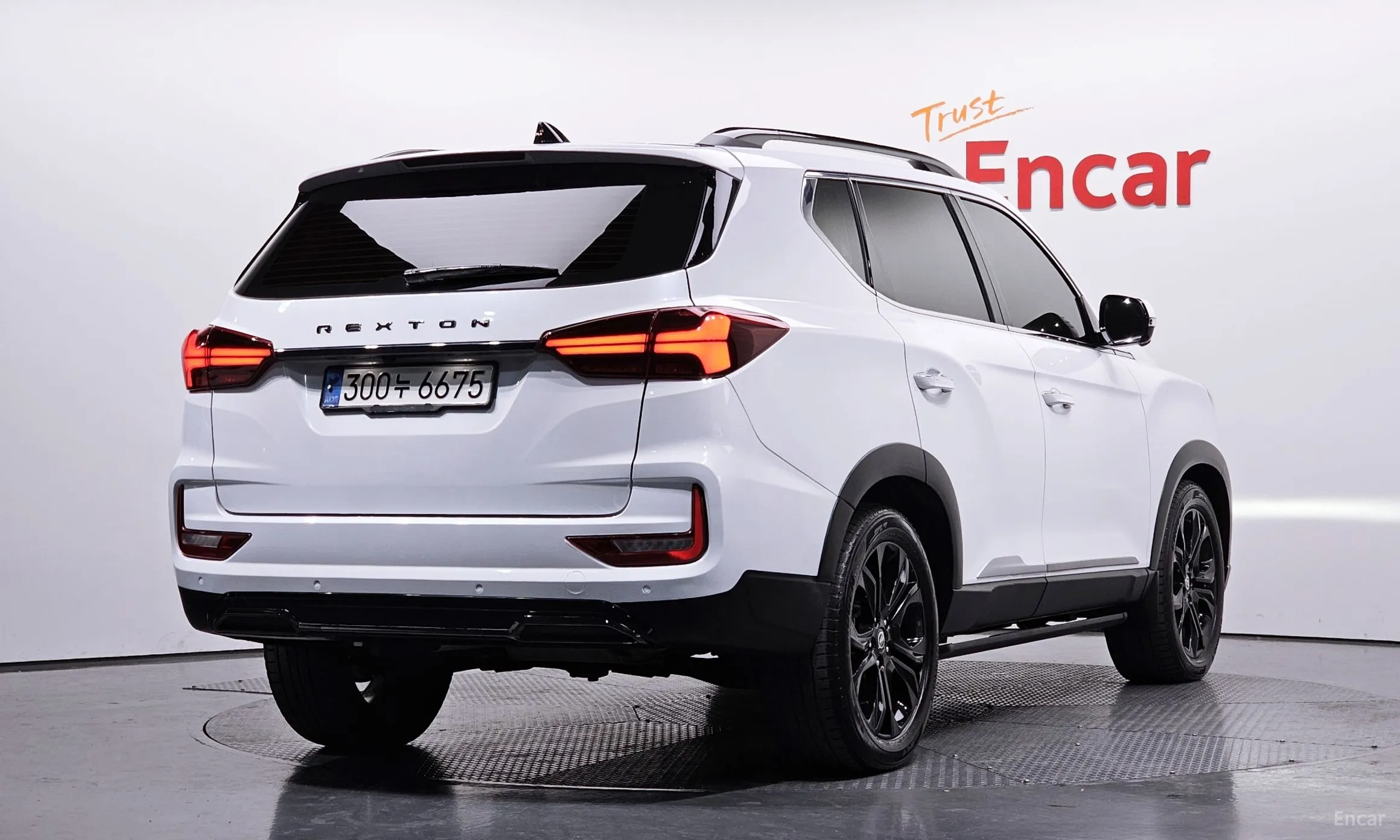 KG Mobility (SsangYong) Rexton превью 2