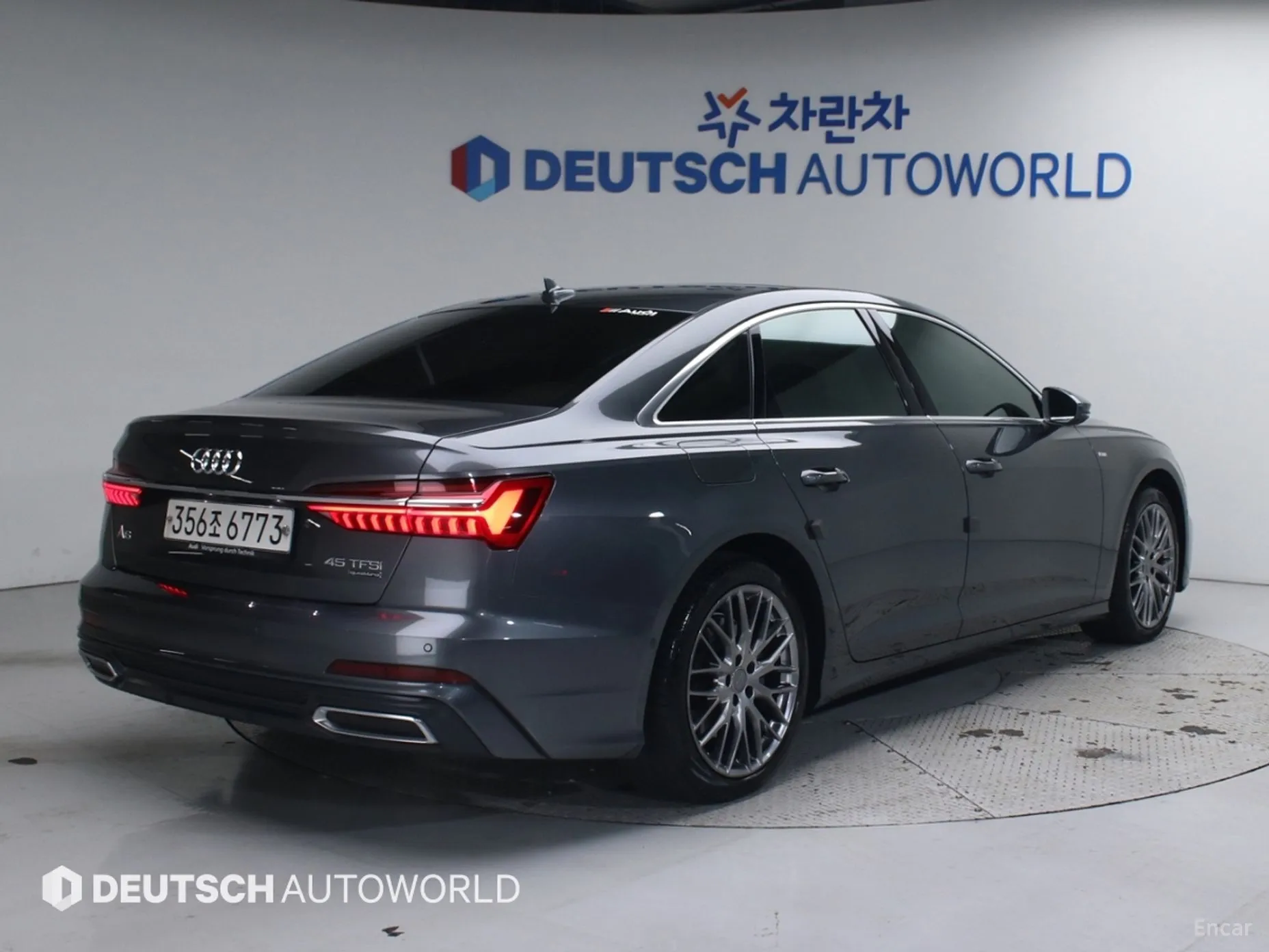 Audi A6 (C8) превью 2