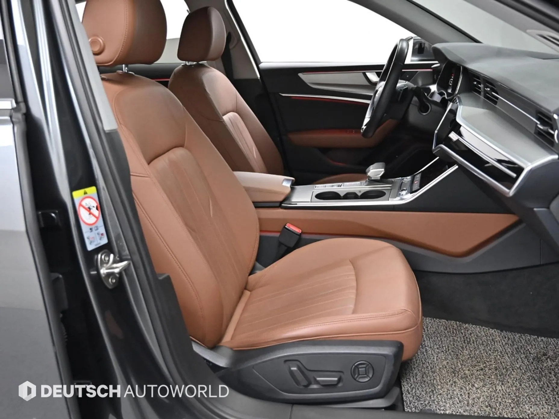 Audi A6 (C8) превью 9