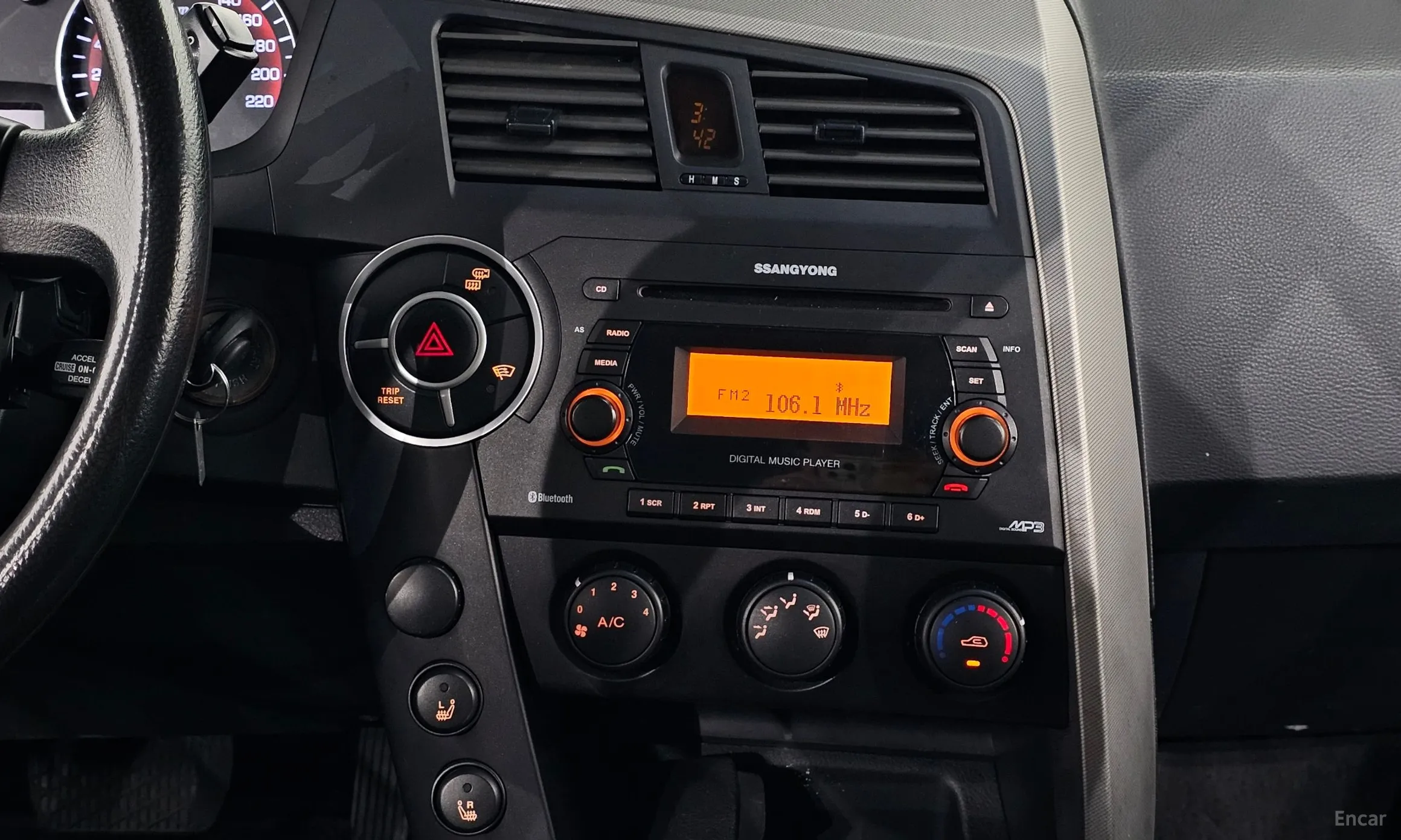 KG Mobility (SsangYong) Korando Sports превью 14