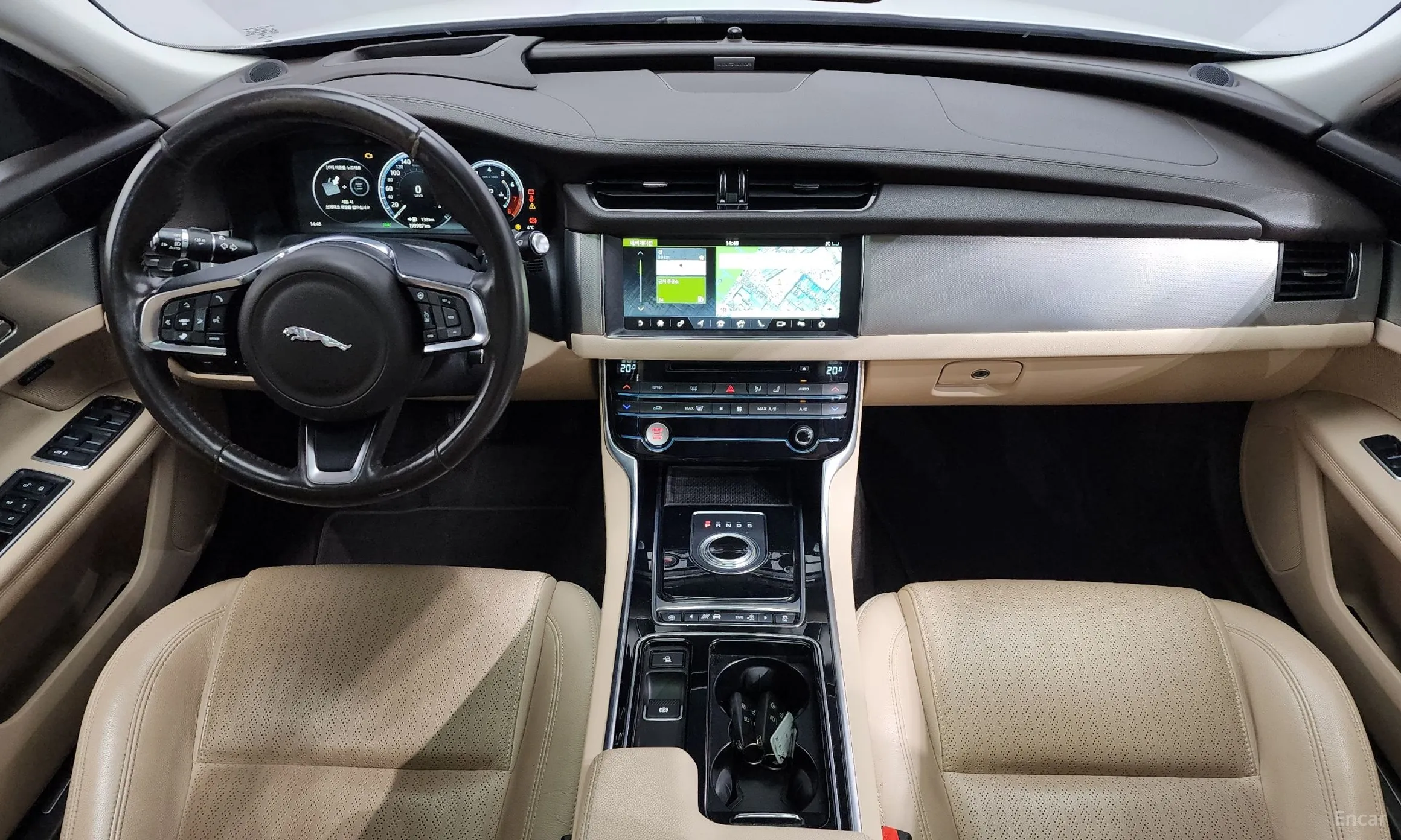 Jaguar XF (x260) превью 7