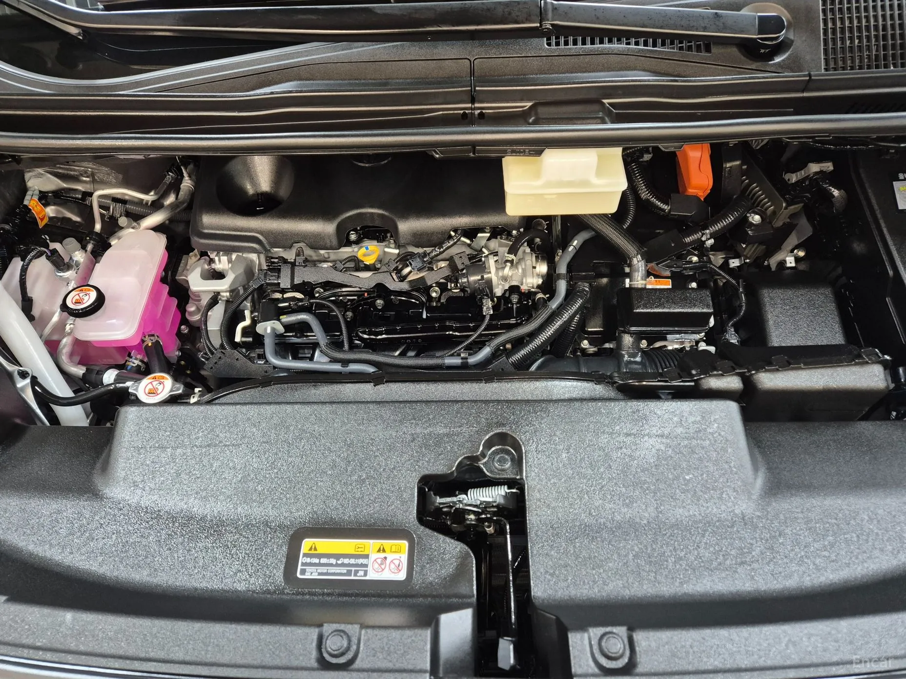 Toyota Alphard 4th Generation превью 19