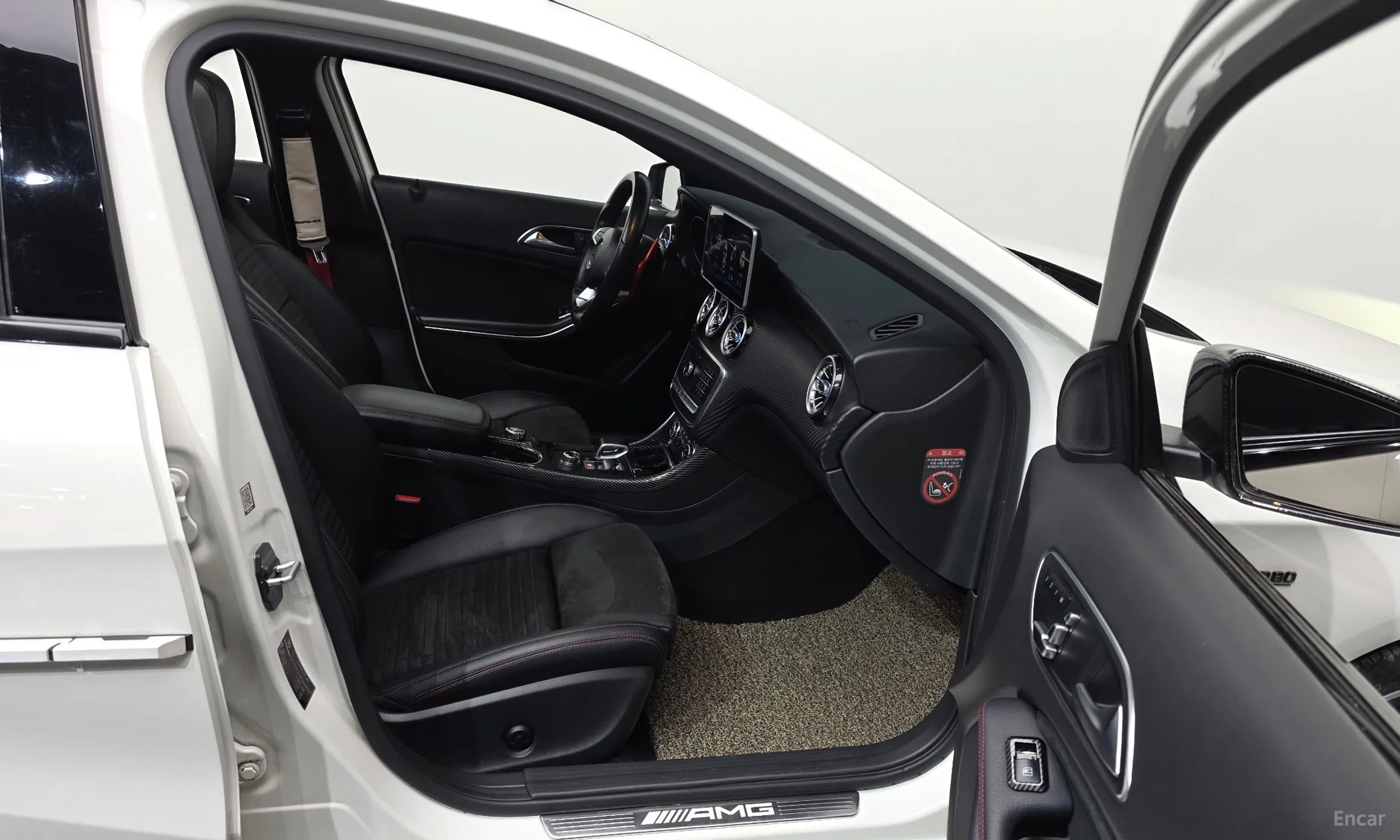 Mercedes Benz A-Class W176 превью 11