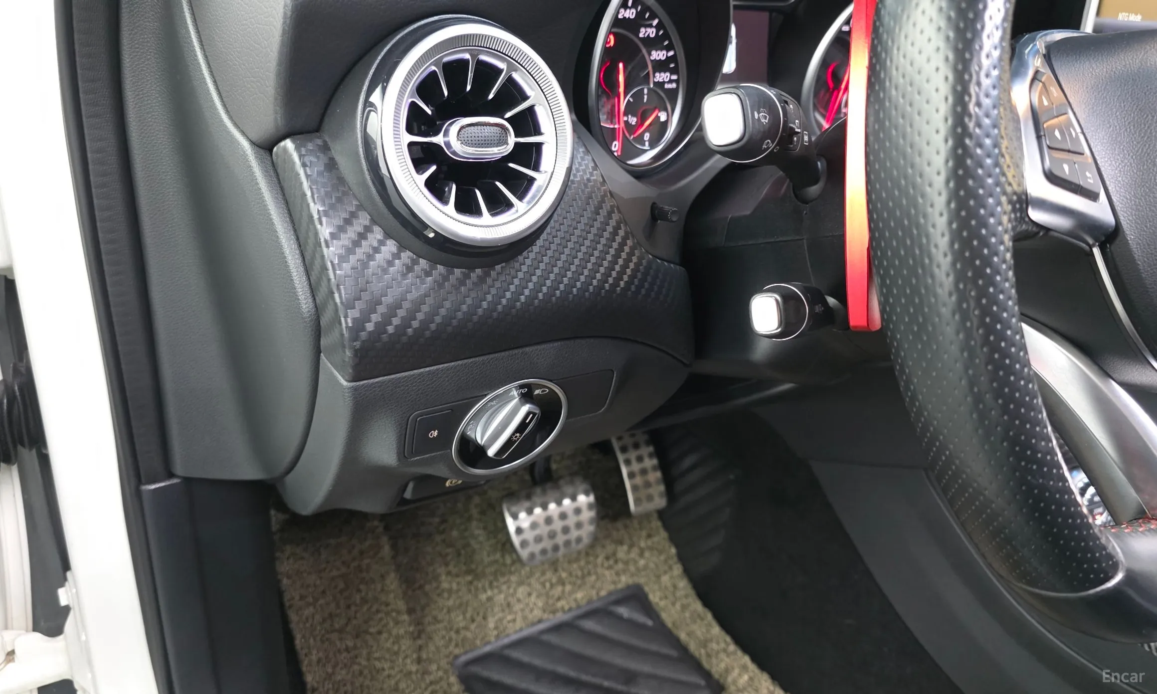 Mercedes Benz A-Class W176 превью 16
