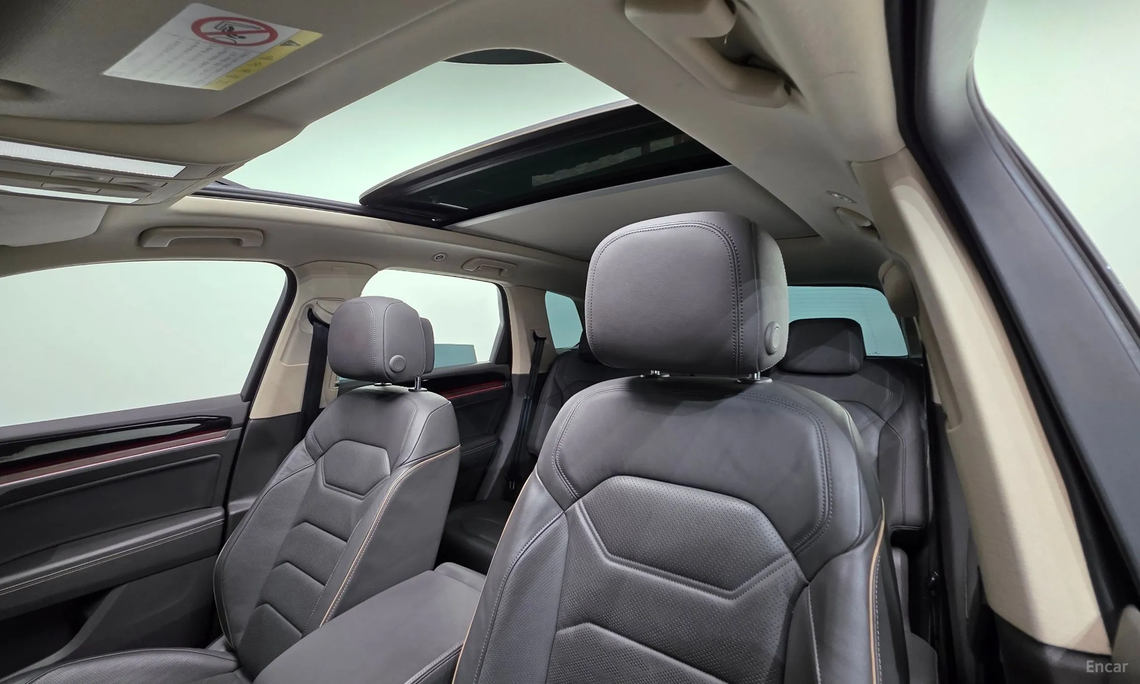 Volkswagen Touareg 3rd Generation превью 12
