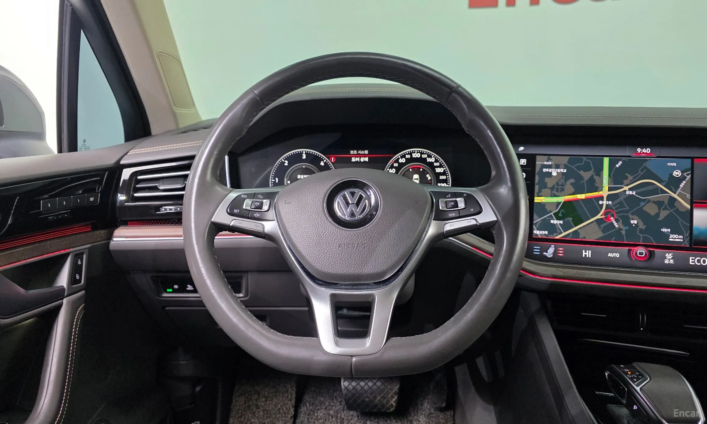Volkswagen Touareg 3rd Generation превью 15