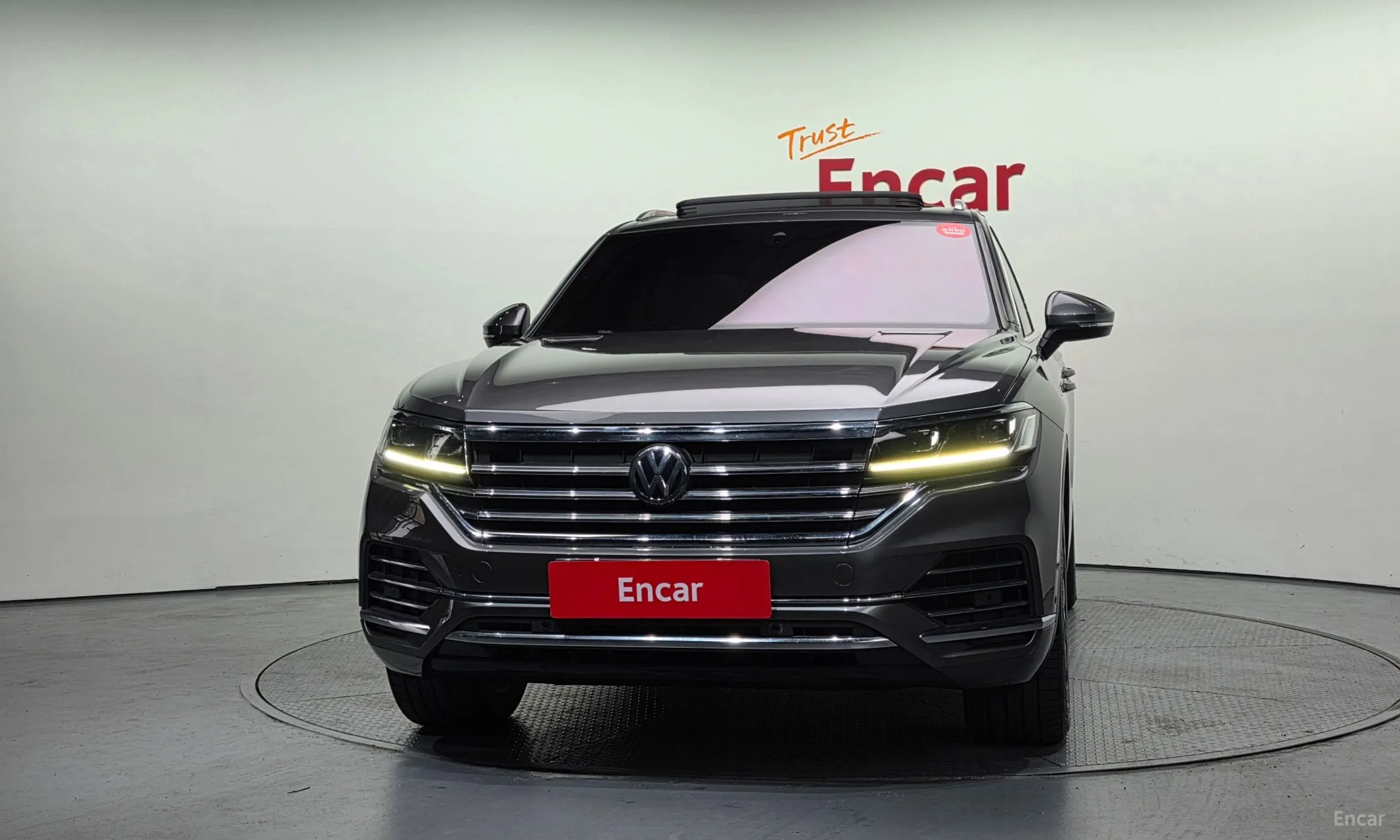 Volkswagen Touareg 3rd Generation превью 3