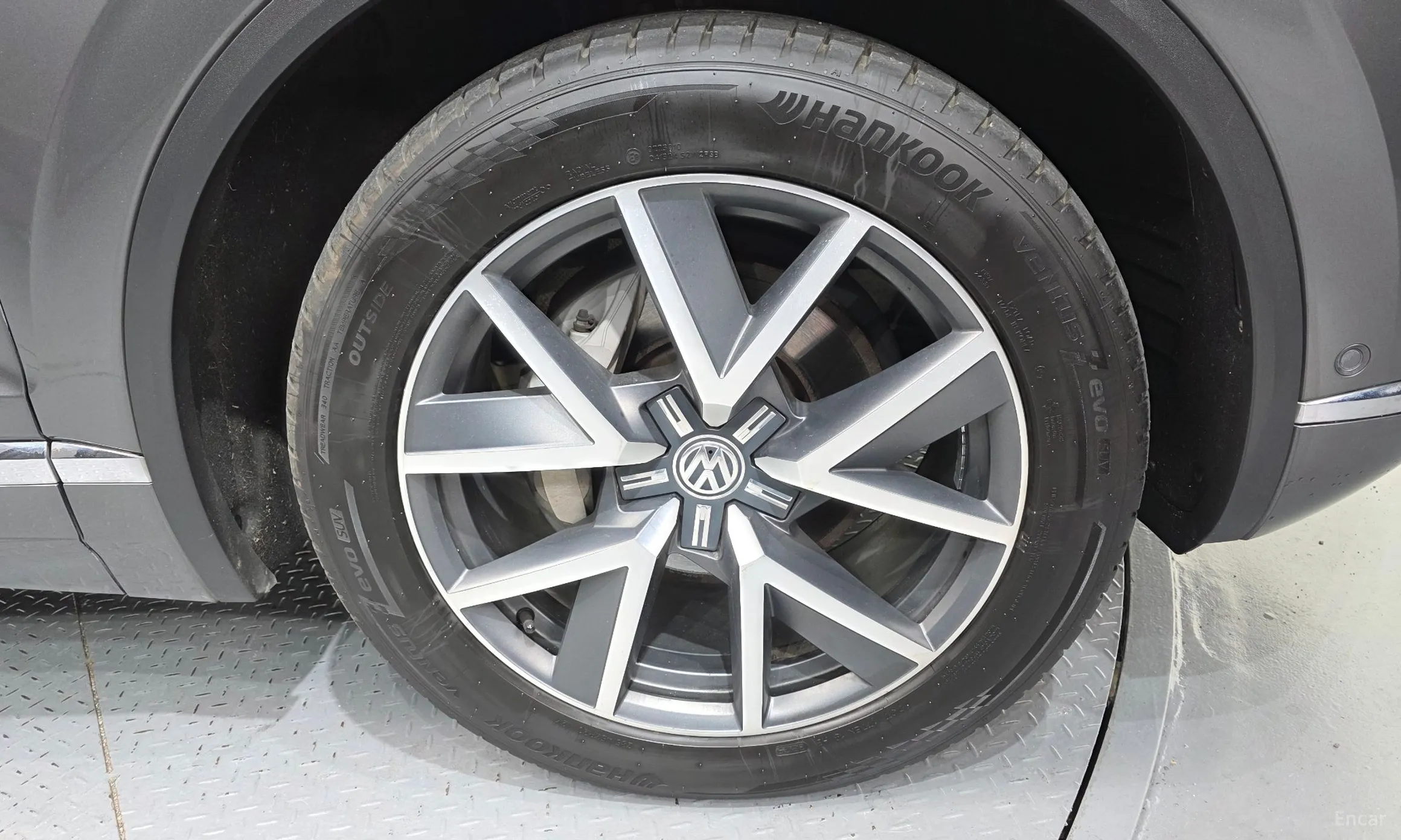 Volkswagen Touareg 3rd Generation превью 5
