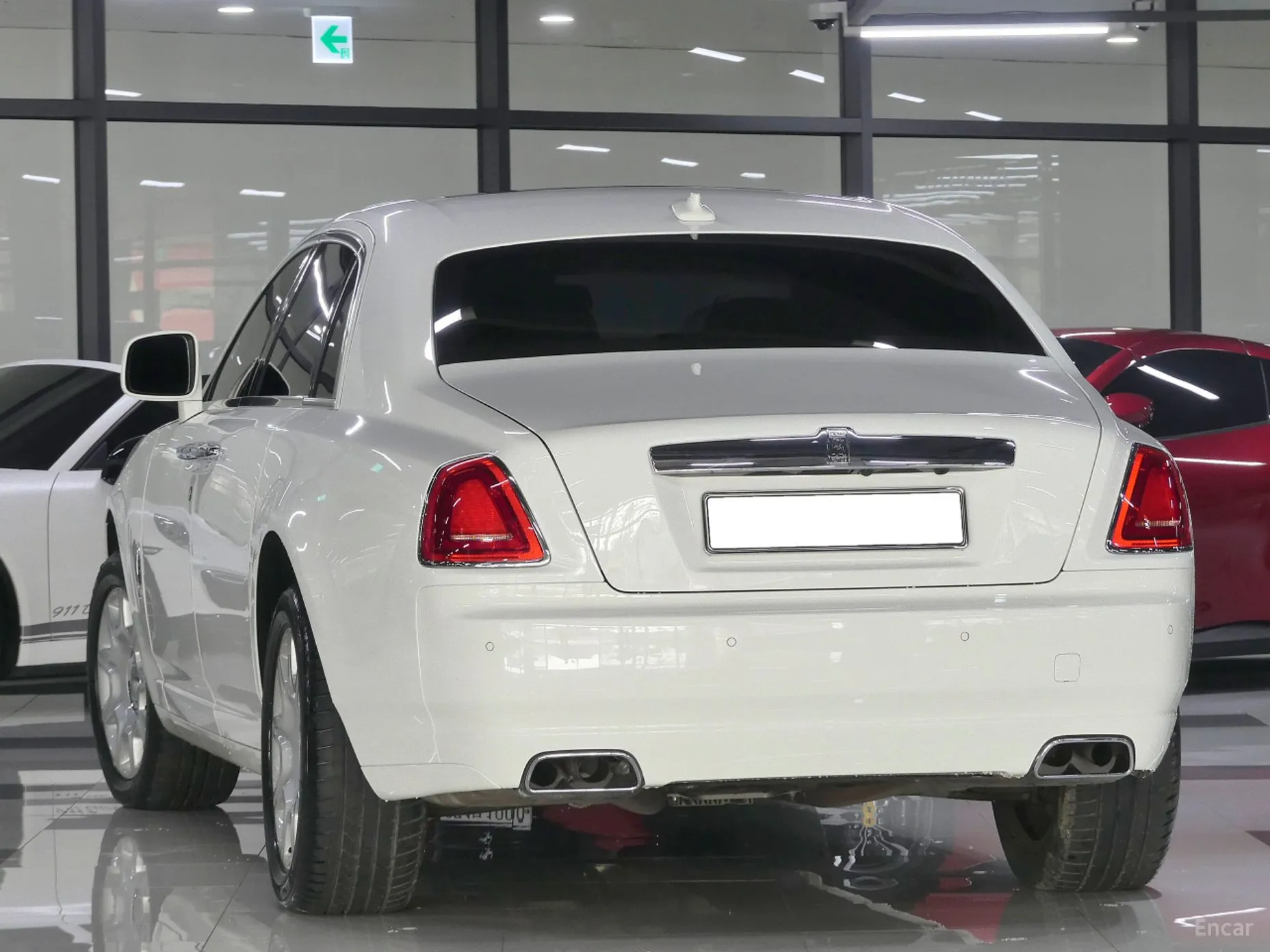 Rolls-Royce Ghost превью 3