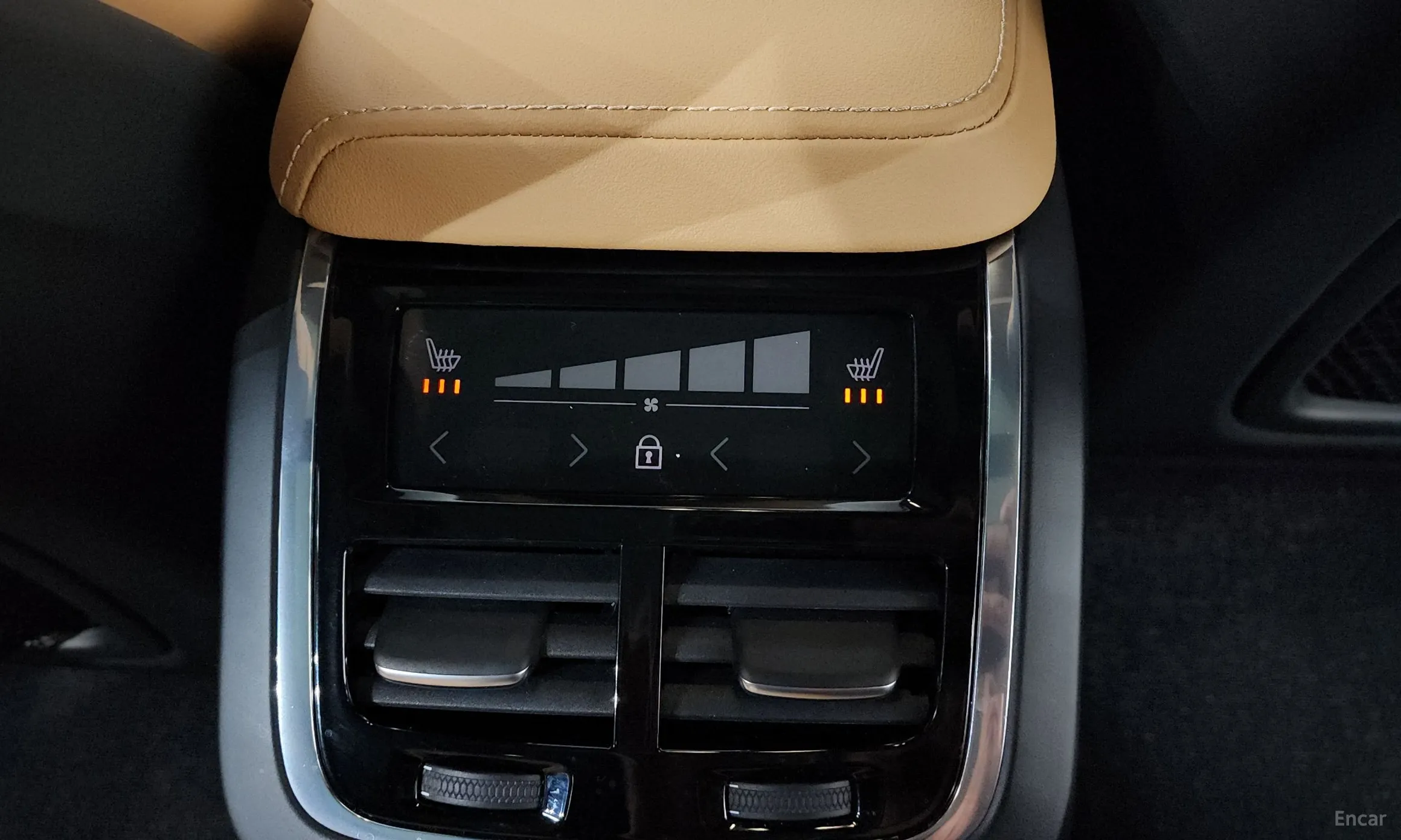 Volvo XC60 Gen 2 превью 19